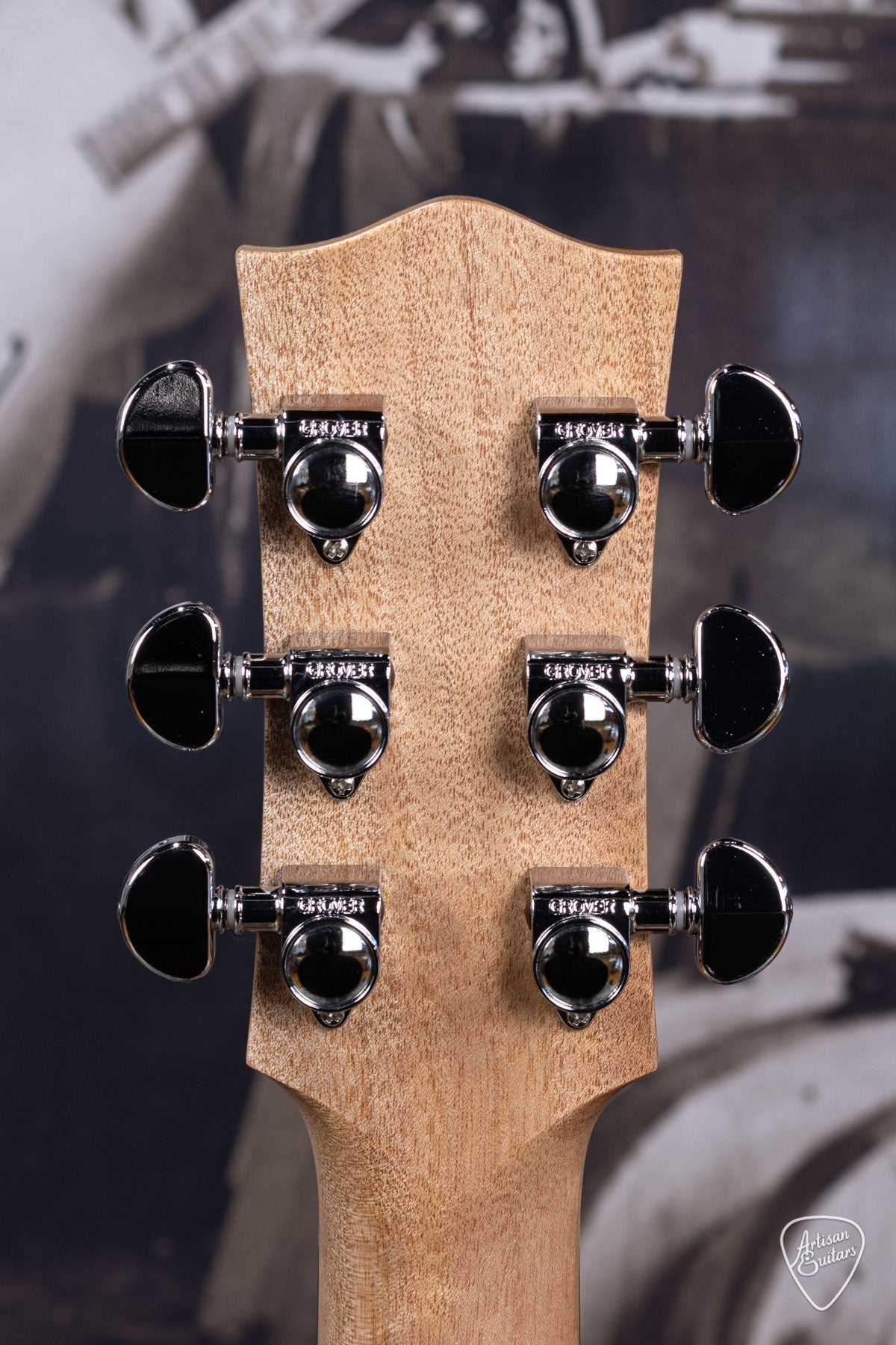 Maton Guitars Solid Road Series SRS-808C - 16310