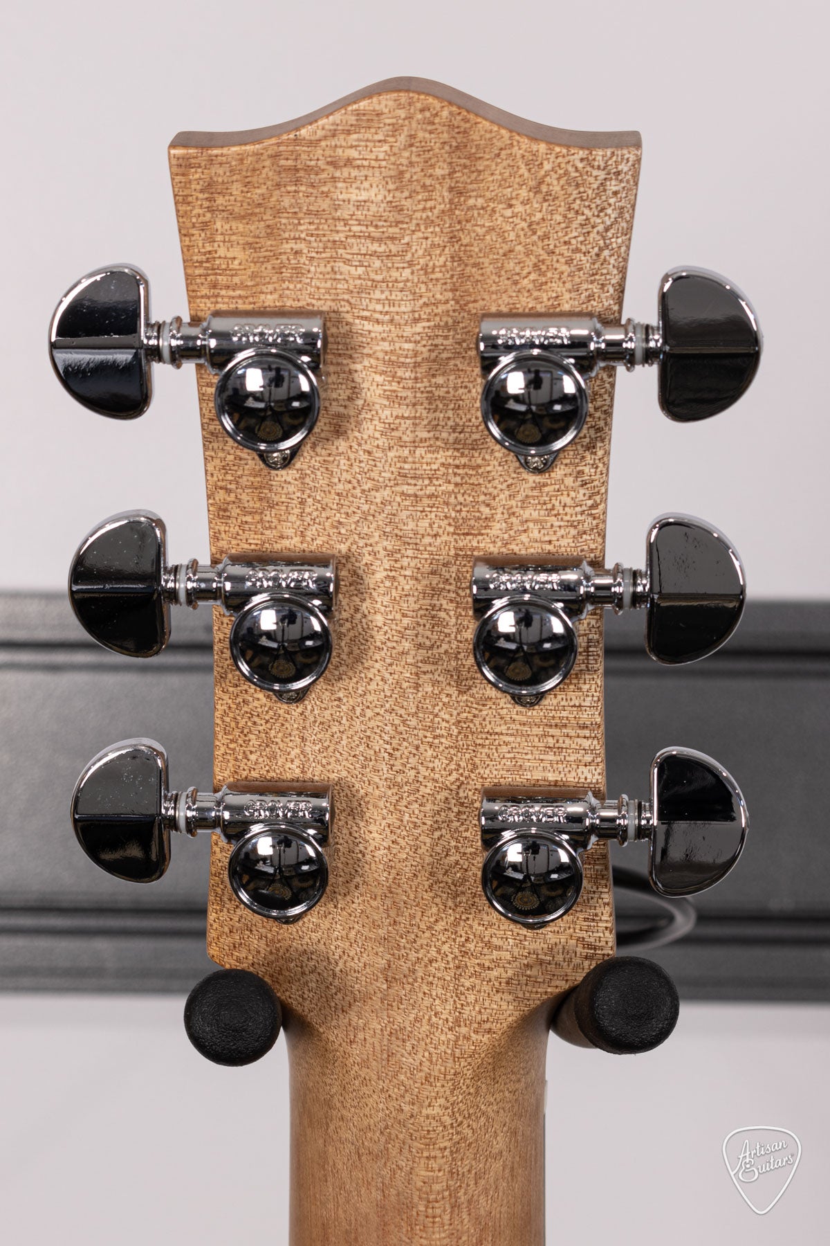 Maton Guitars Solid Road Series SRS-808C Cutaway - 16453