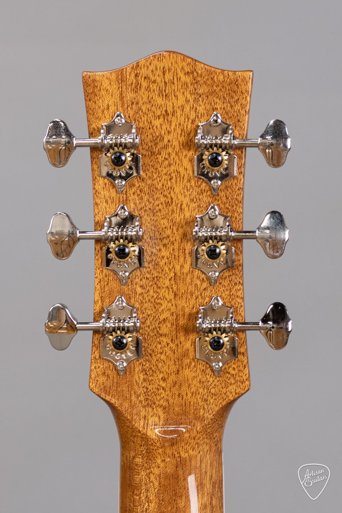 Maton Custom Shop CS Classic with Cutaway - 15077 - Artisan Guitars