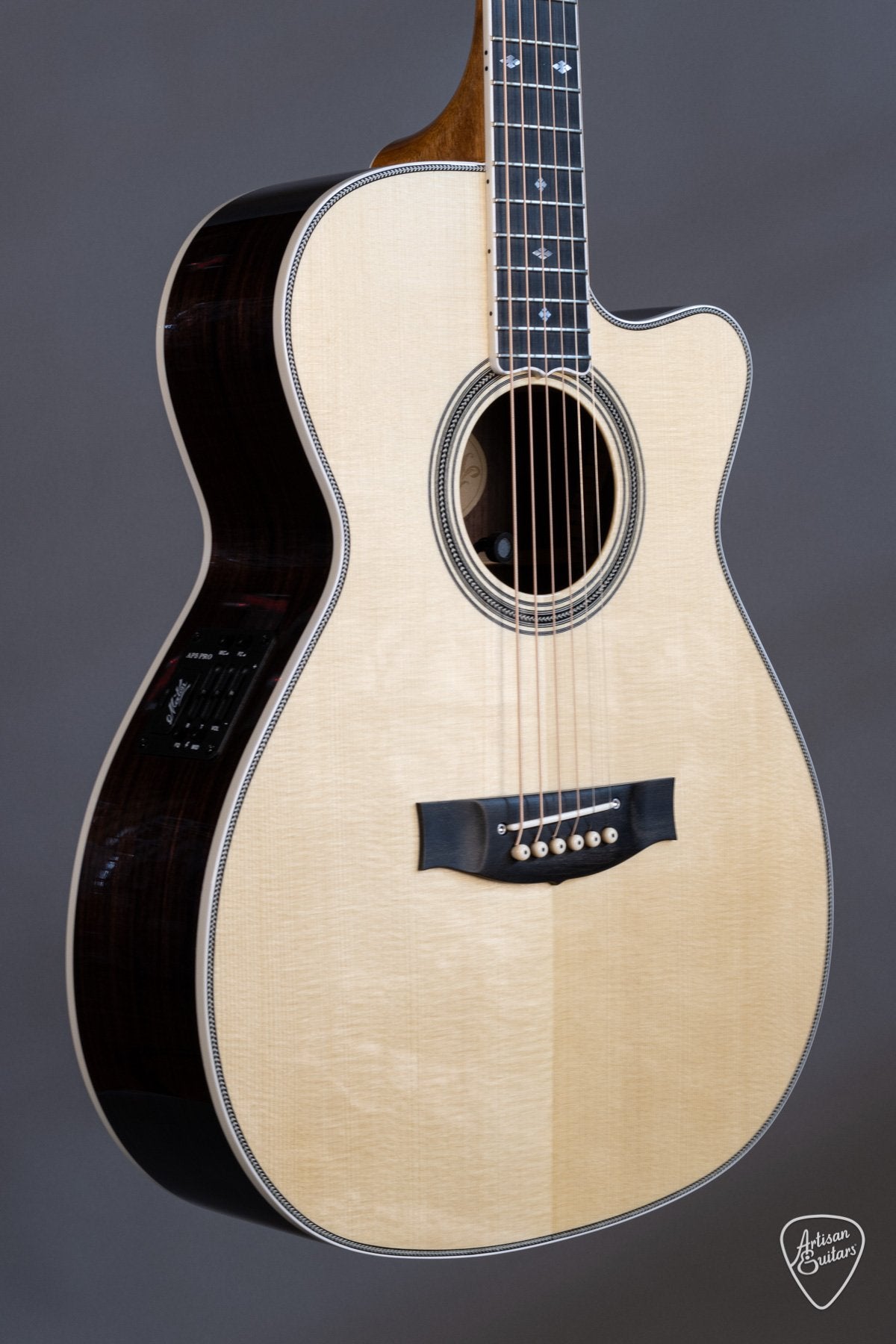 Maton Custom Shop CS Classic with Cutaway - 15094 - Artisan Guitars