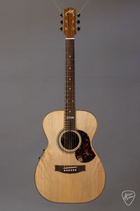 Maton Guitars EA808 Australian - 15066 - Artisan Guitars