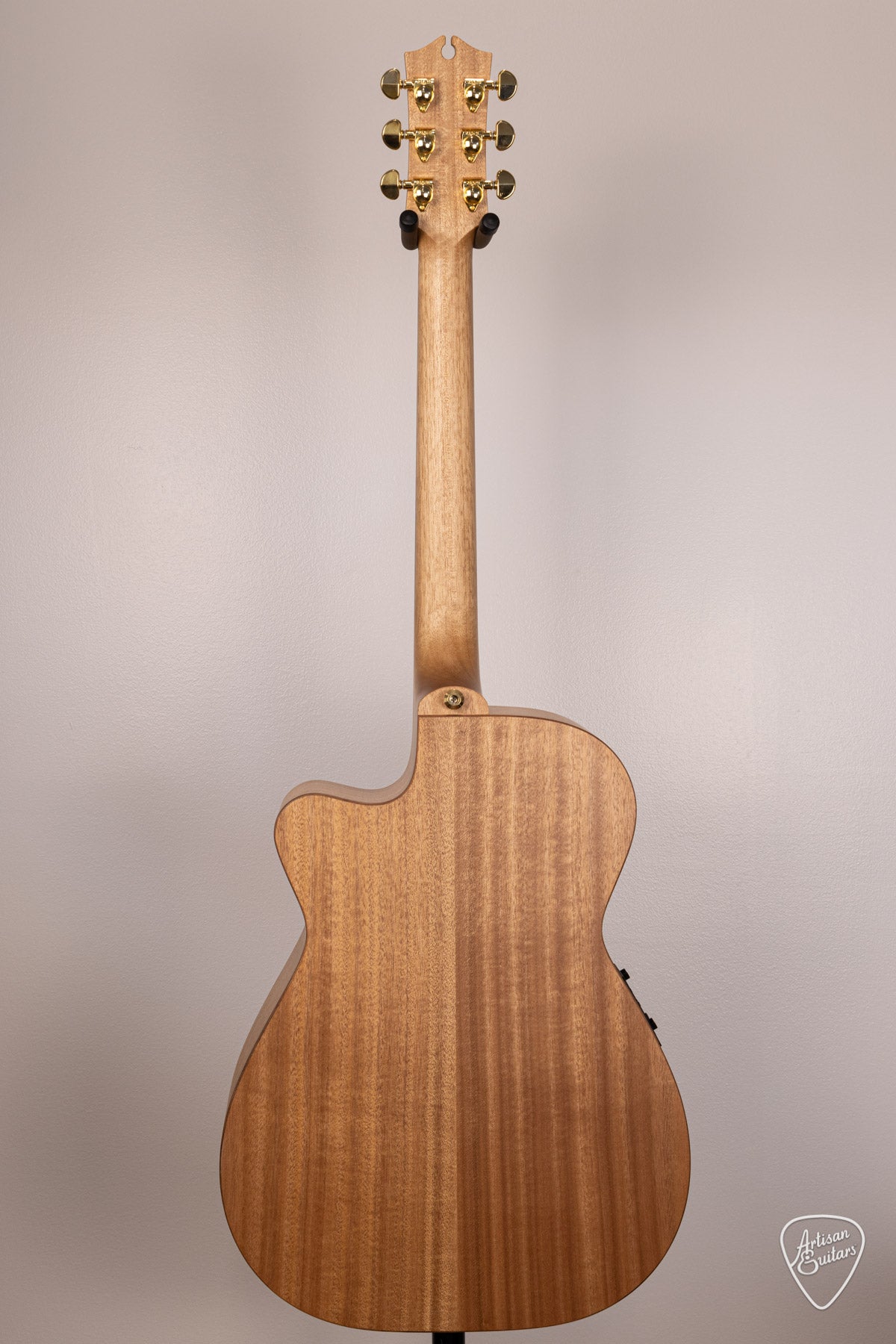 Maton Guitars EBG-808 Mic Fix Cutaway - 16495