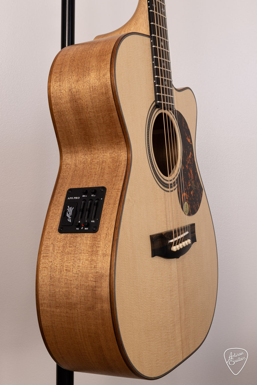 Maton Guitars EBG-808 Mic Fix Cutaway - 16495