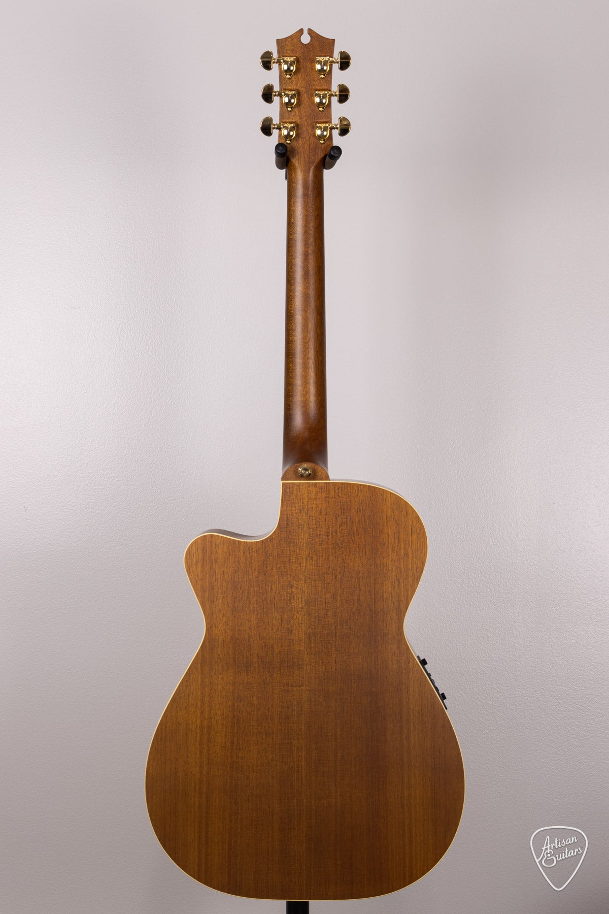 Maton Guitars EBG-808C Nashville Cutaway - 16491