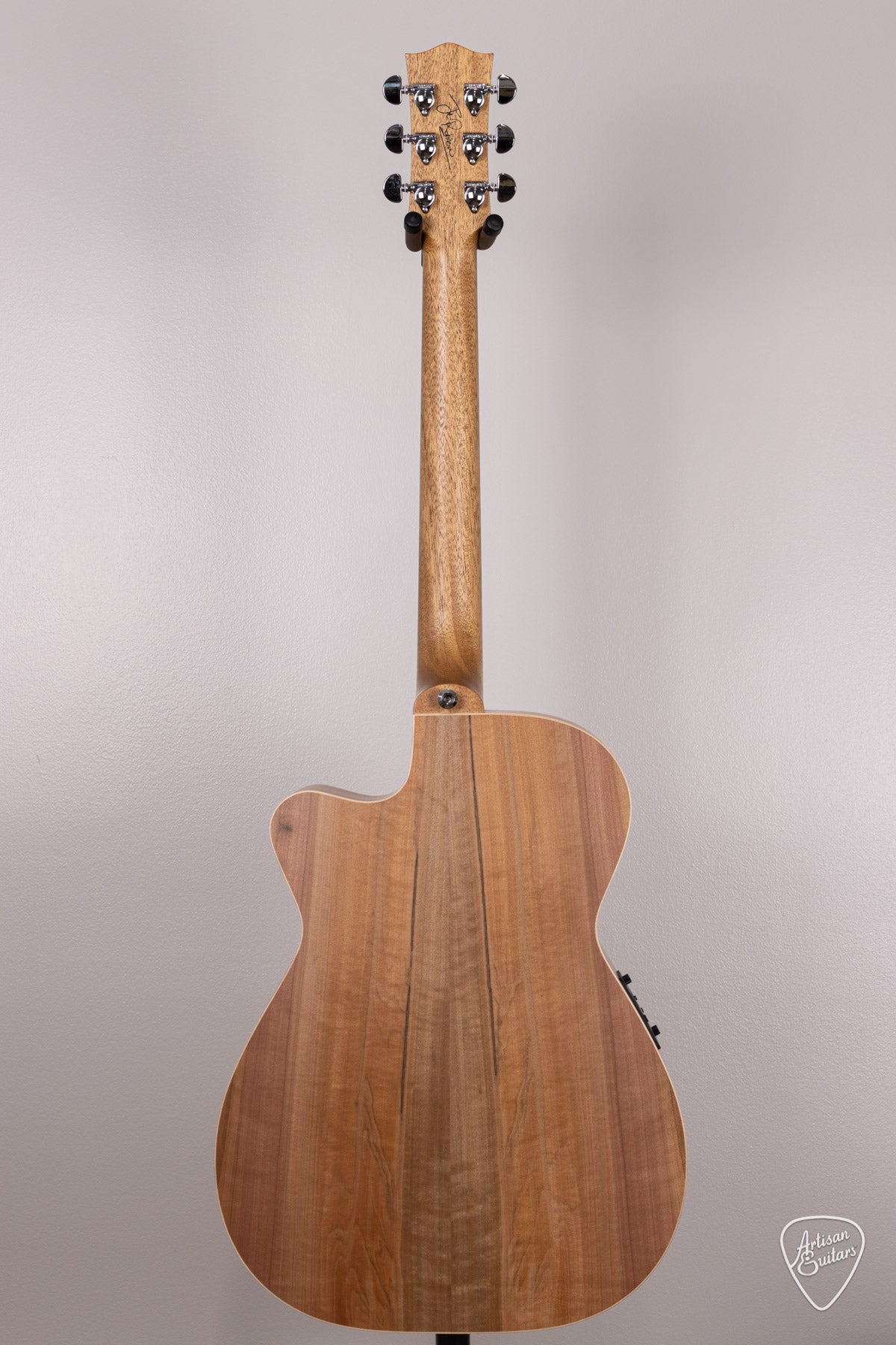 Maton Guitars 808C J.R. Joe Robinson Signature Cutaway - 16494
