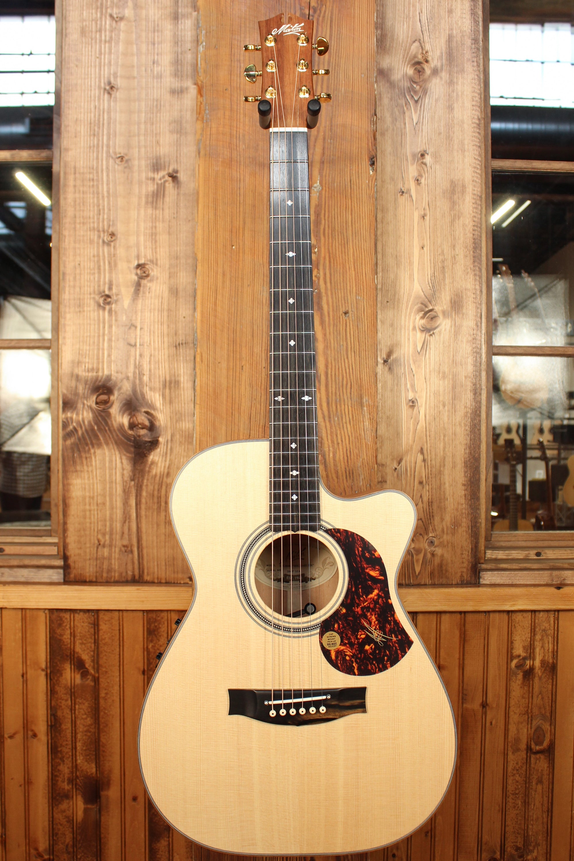 Maton EBG 808C MIC FIX Michael Fix Signature Guitar Sitka & Queensland Maple w/ Cutaway - Artisan Guitars