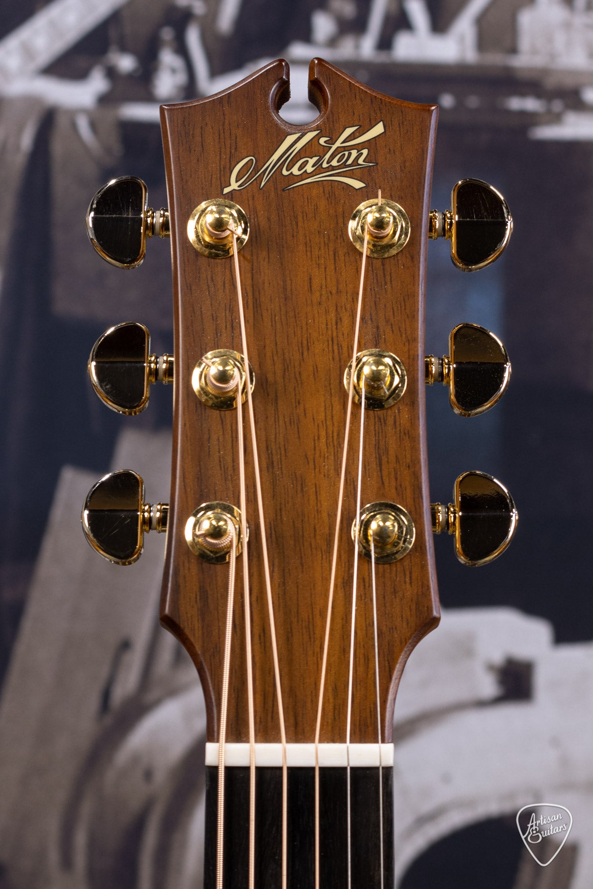 Maton Guitars EBG808 Nashville Sitka Spruce and Australian Blackwood ID-16128