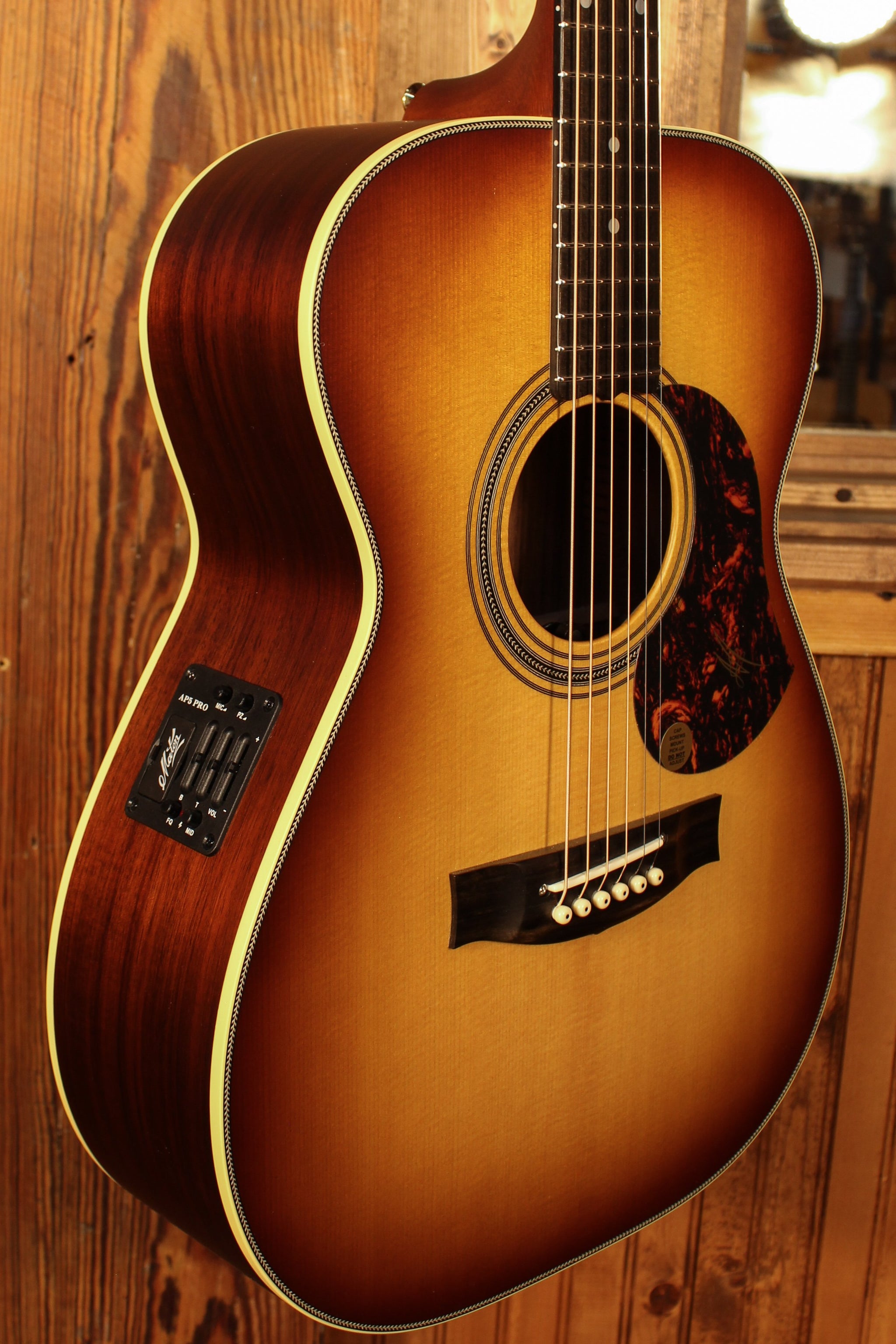 Maton Guitars EBG808 Nashville - 13907 - Artisan Guitars