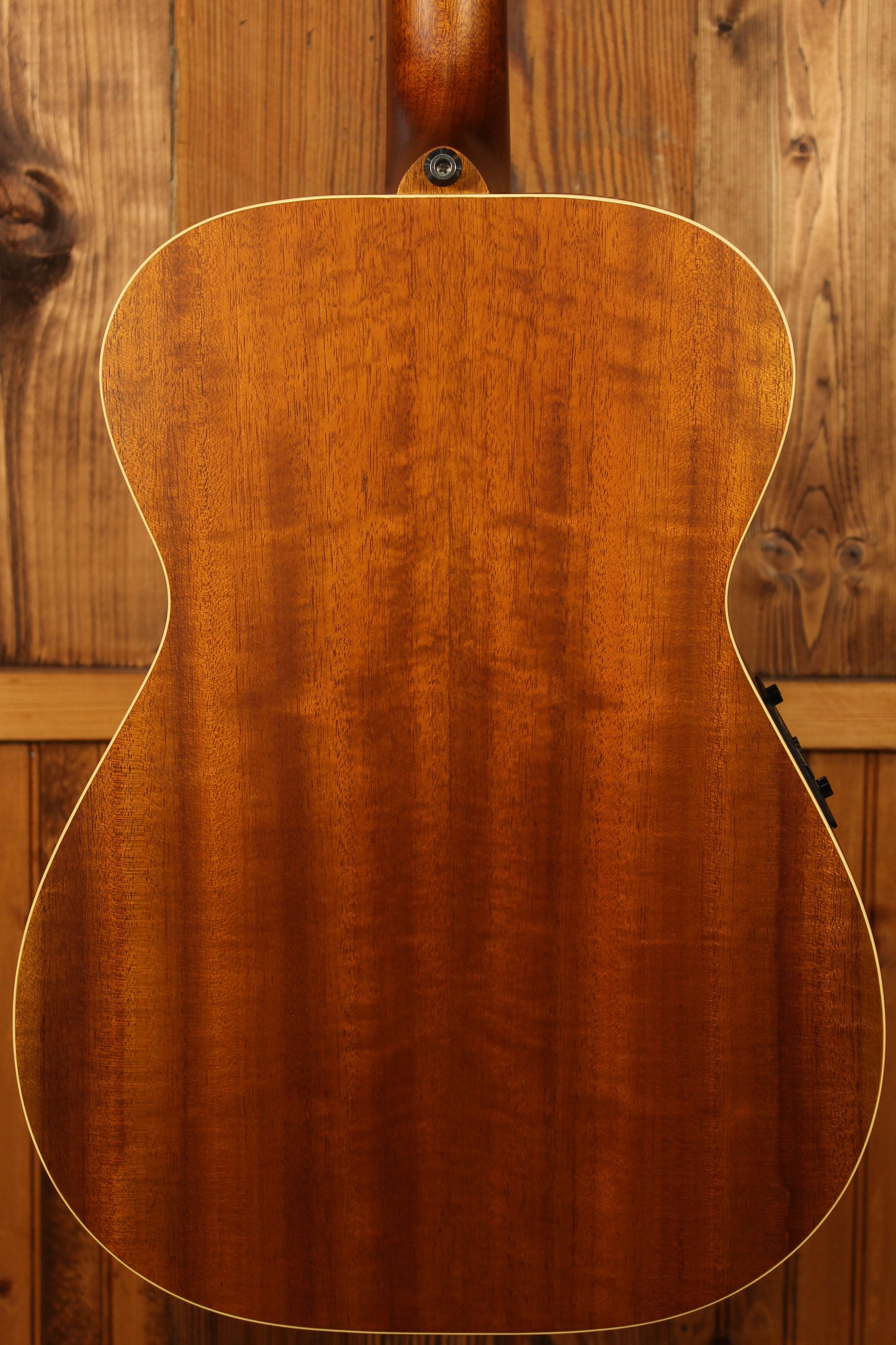 Maton EBG 808 TE Tommy Emmanuel Signature Guitar - Artisan Guitars