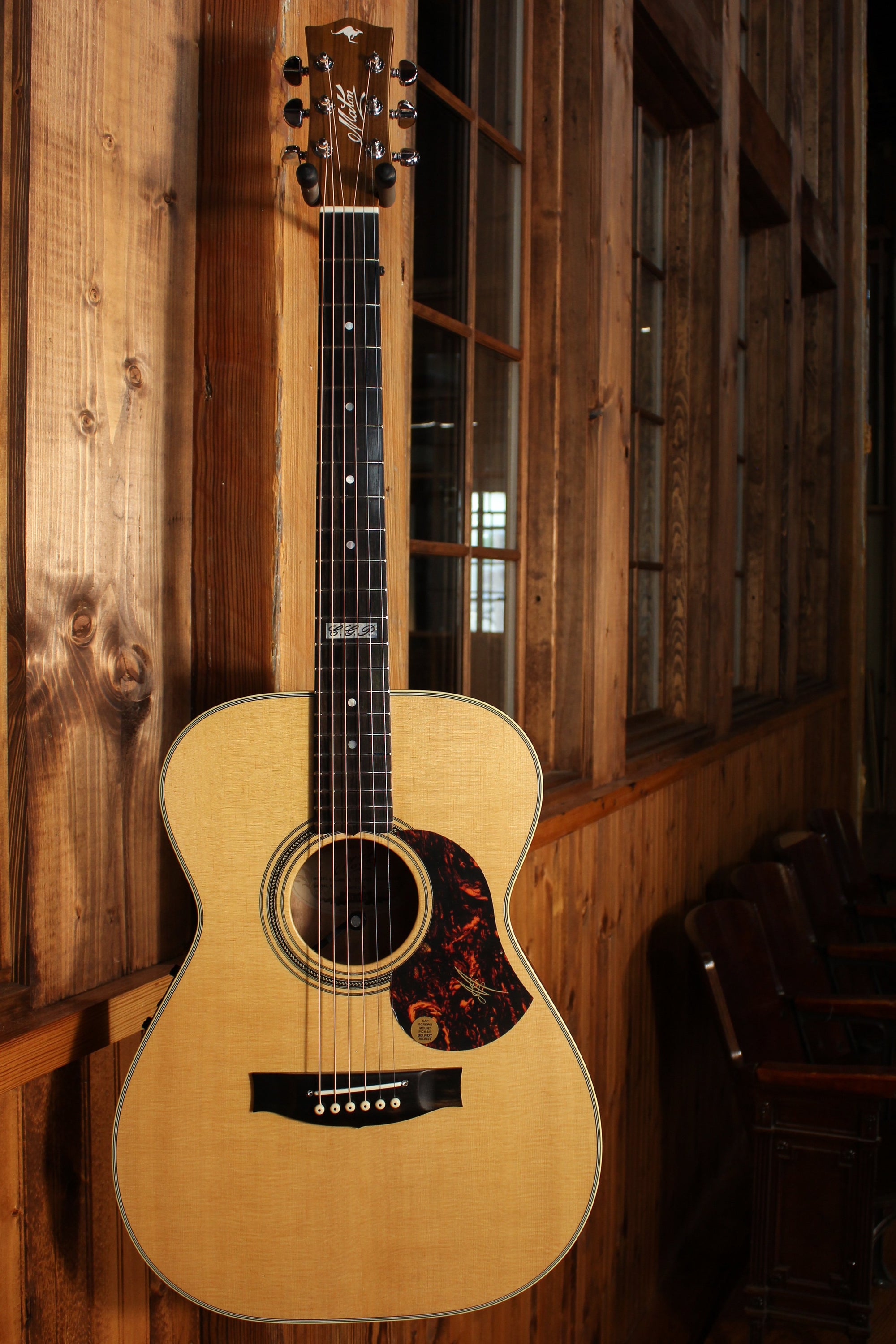 Maton EBG 808 TE Tommy Emmanuel Signature Guitar - Artisan Guitars