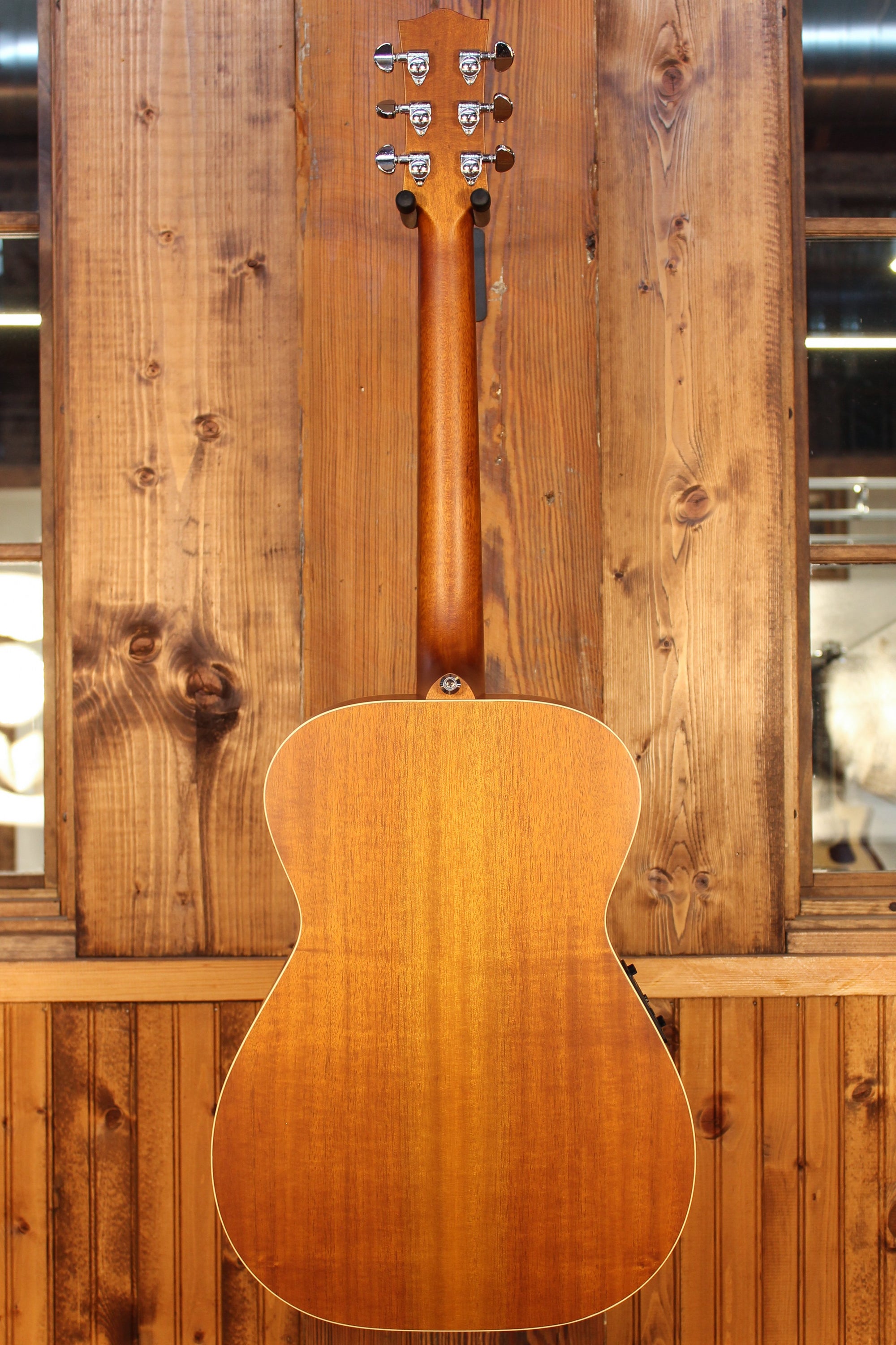 Maton Guitars EBG 808 Tommy Emmanuel -14142 - Artisan Guitars