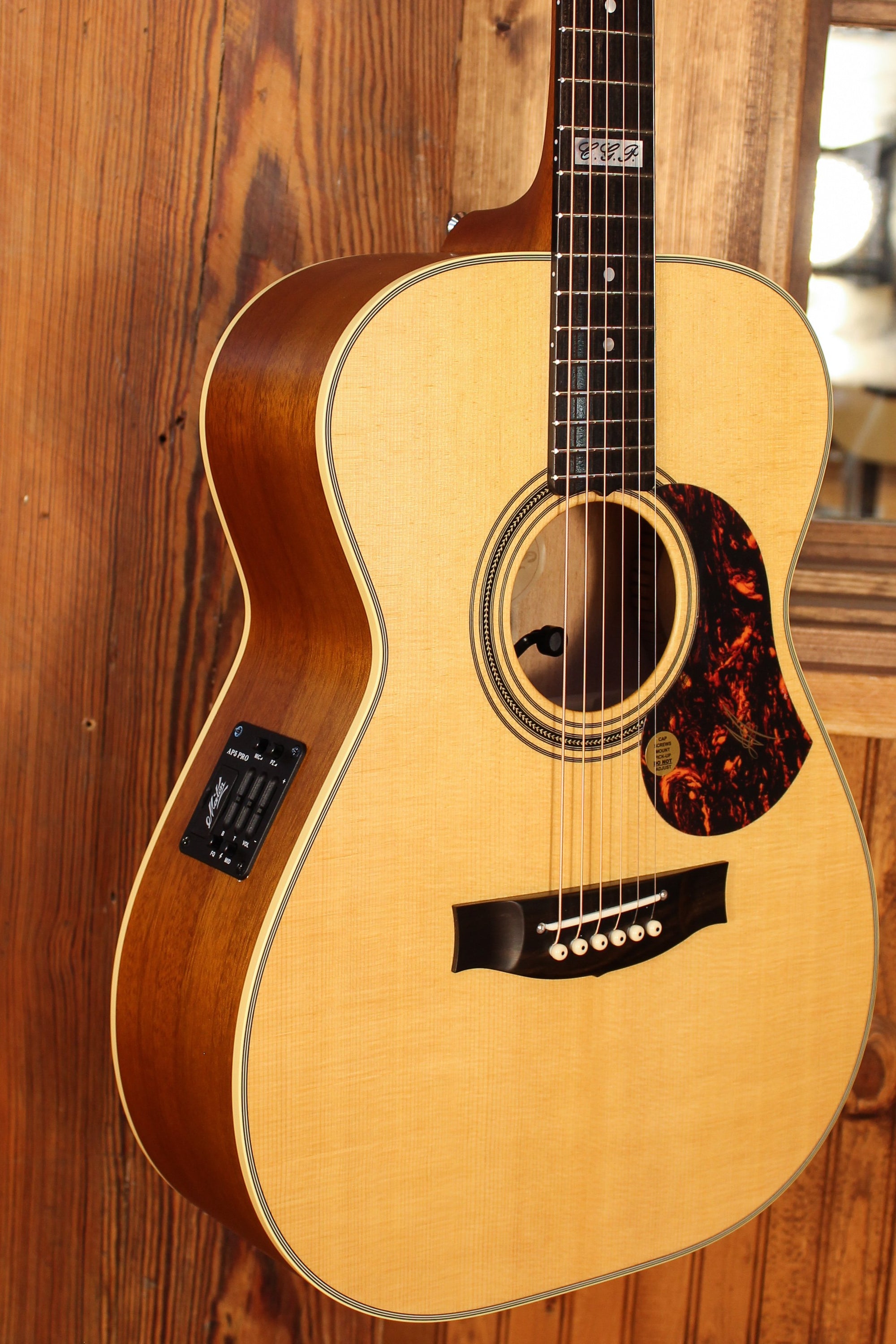 Maton Guitars EBG 808 Tommy Emmanuel -14142 - Artisan Guitars