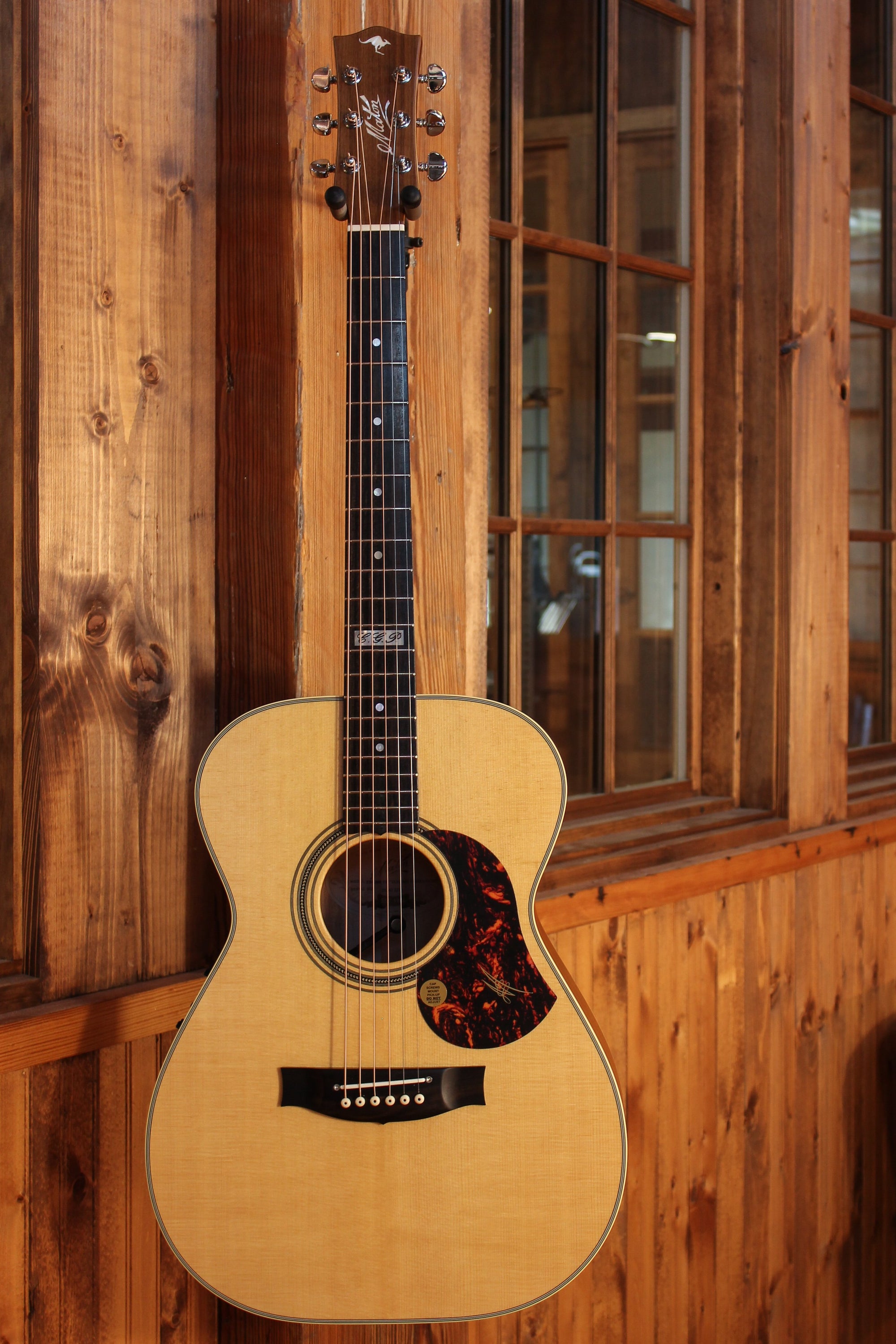Maton Guitars EBG 808 Tommy Emmanuel -14142 - Artisan Guitars