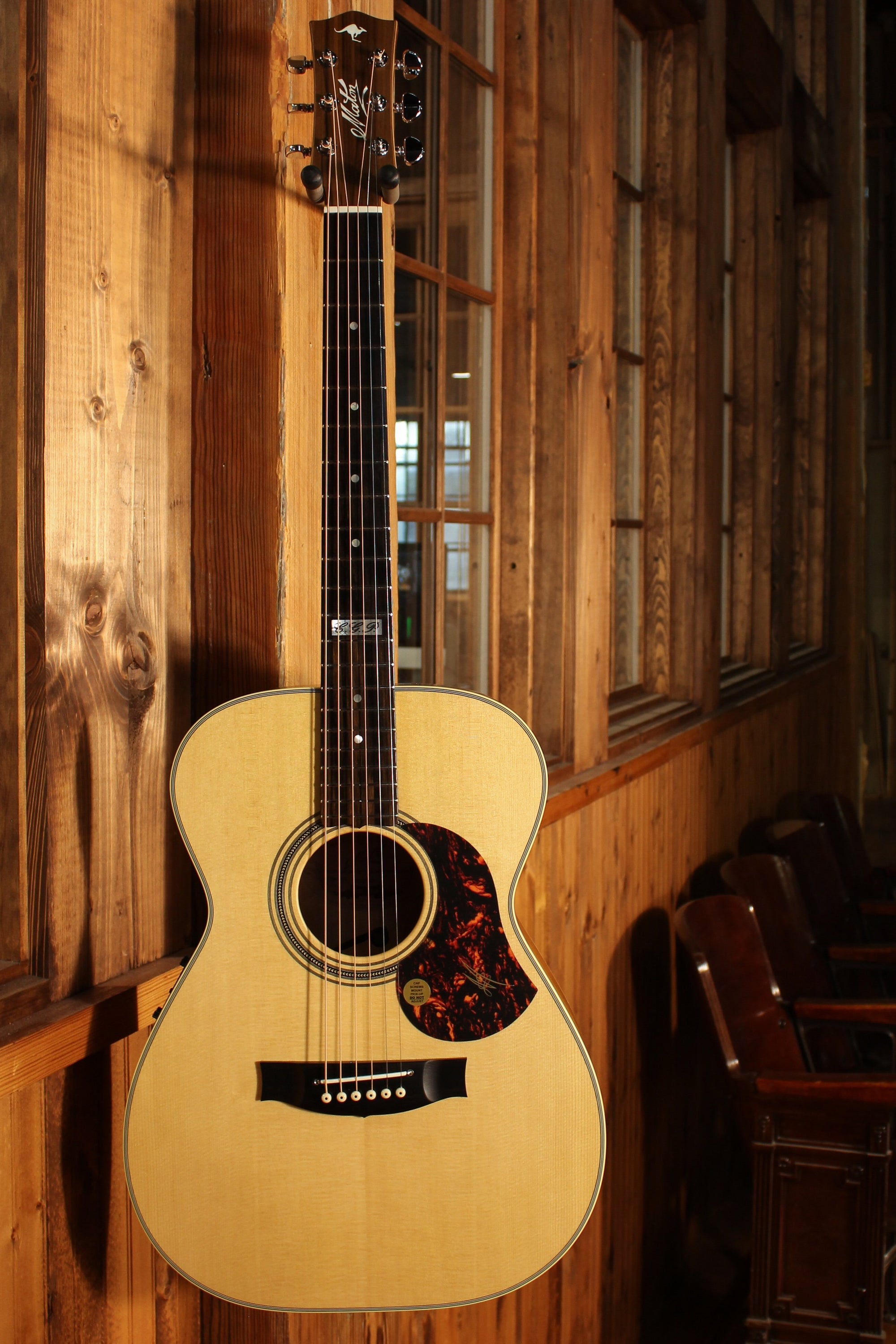 Maton EBG 808 TE Tommy Emmanuel Signature Guitar - Artisan Guitars