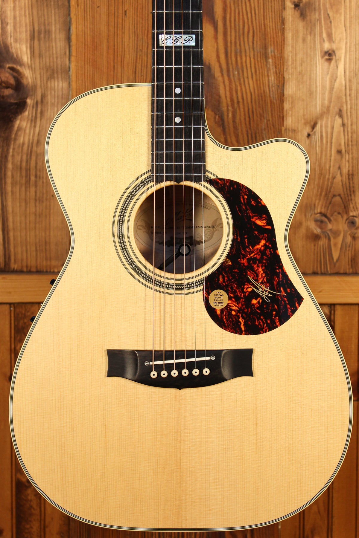 Maton Guitars EBG 808C Tommy Emmanuel Floor Model - 14079 - Artisan Guitars
