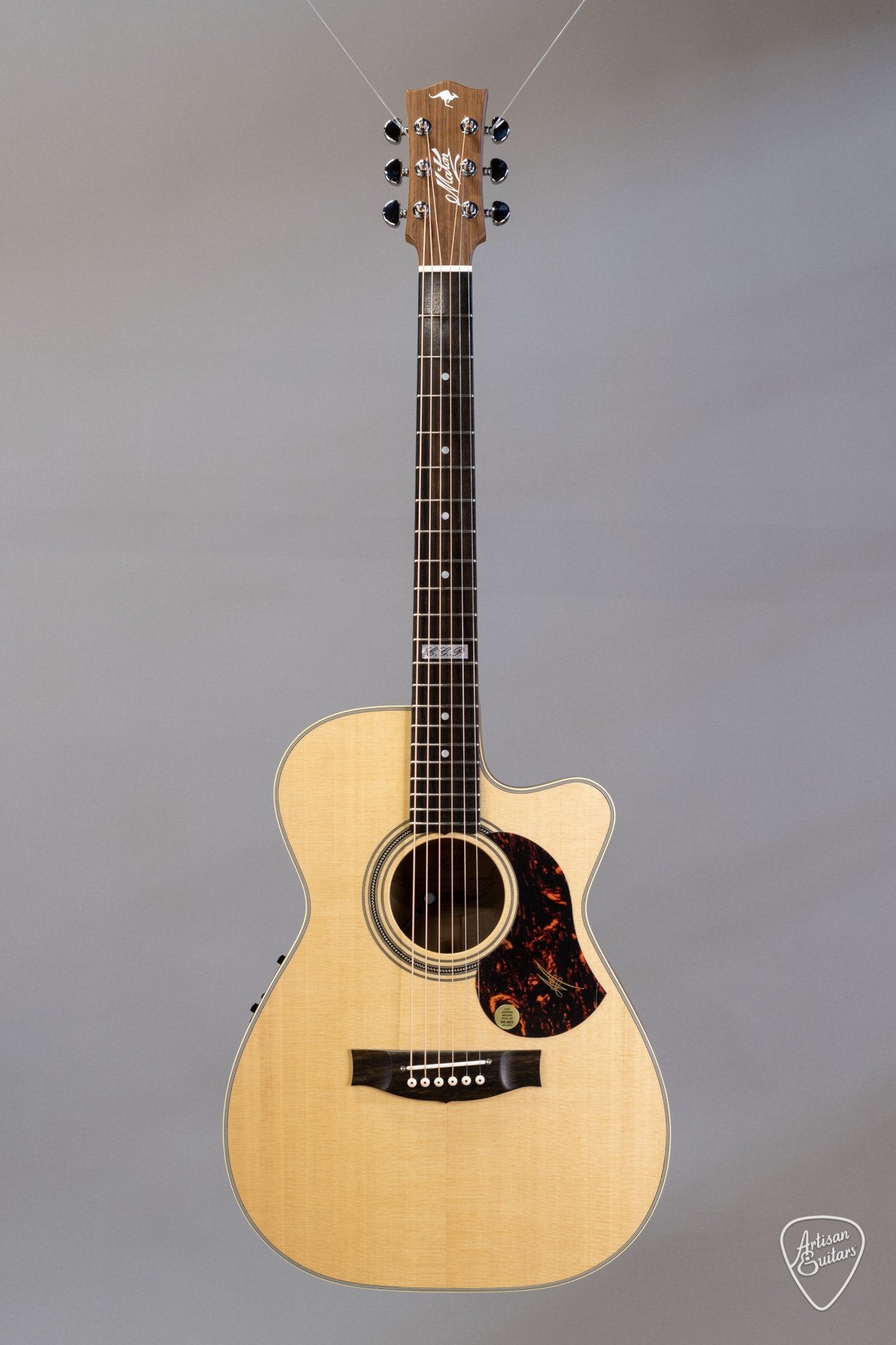 Maton Guitars EBG 808C Tommy Emmanuel - 15076 - Artisan Guitars