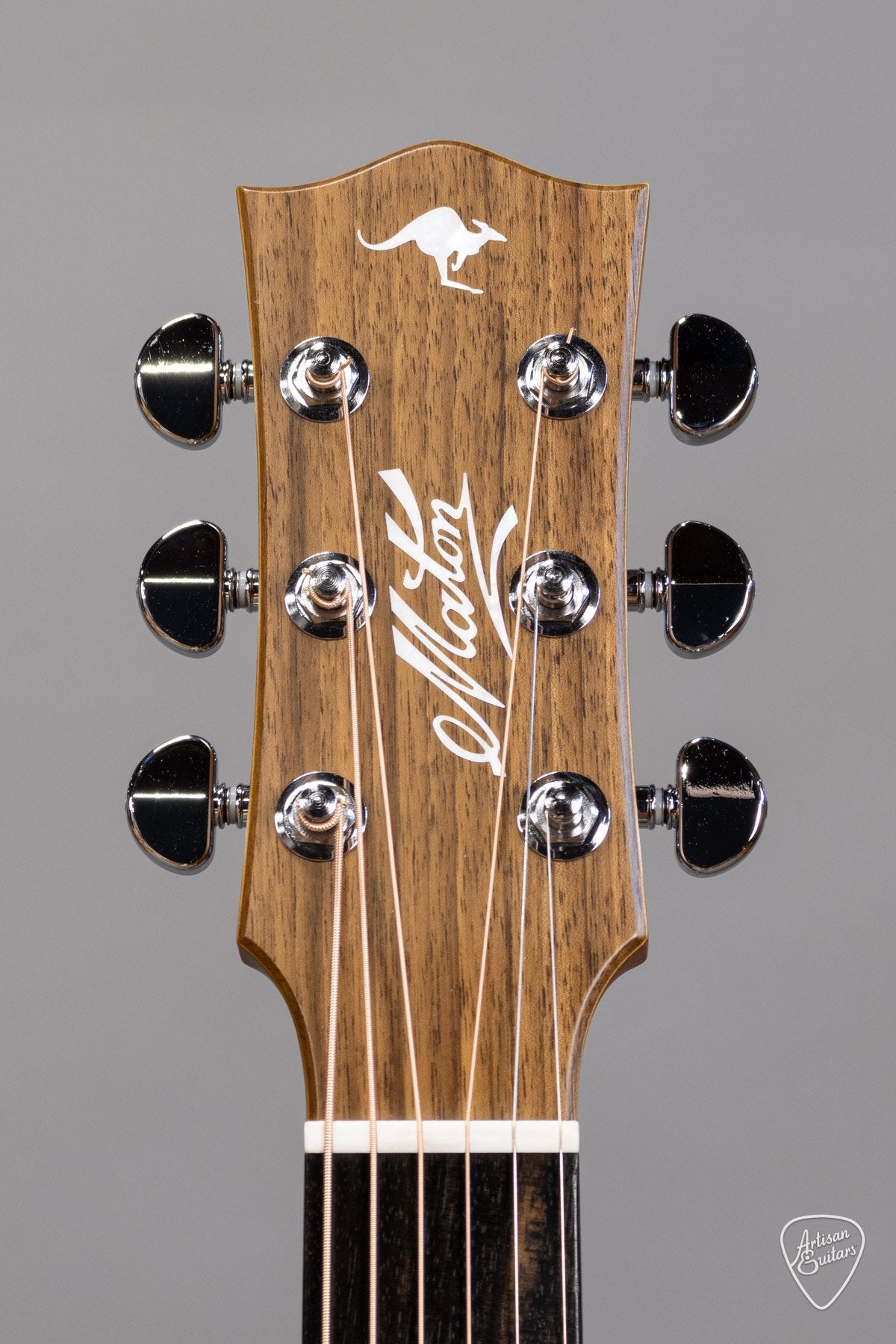 Maton Guitars EBG 808C TE Tommy Emmanuel Signature Cutaway ID-15082 - Artisan Guitars