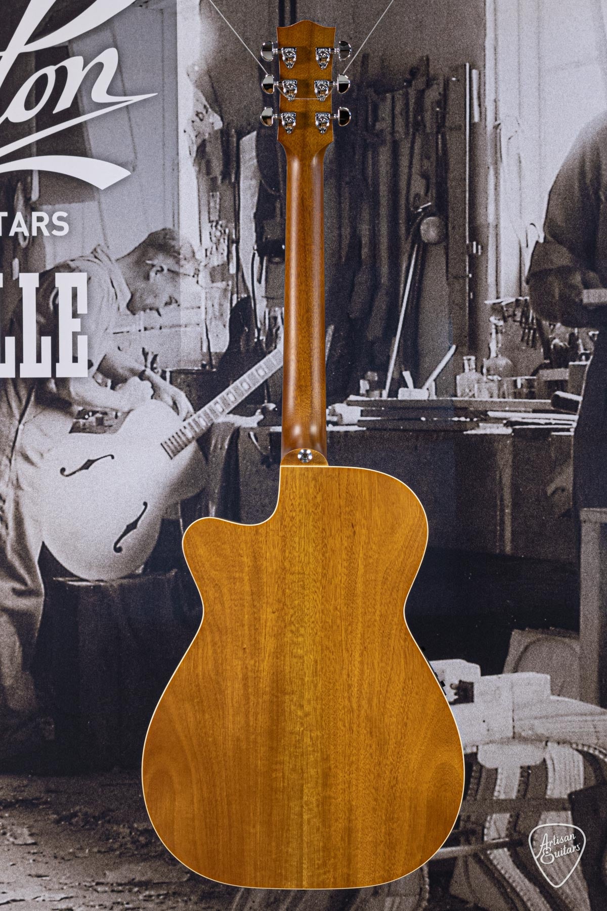 Maton Guitars EBG-808-TEC Tommy Emmanuel Cutaway - 16239