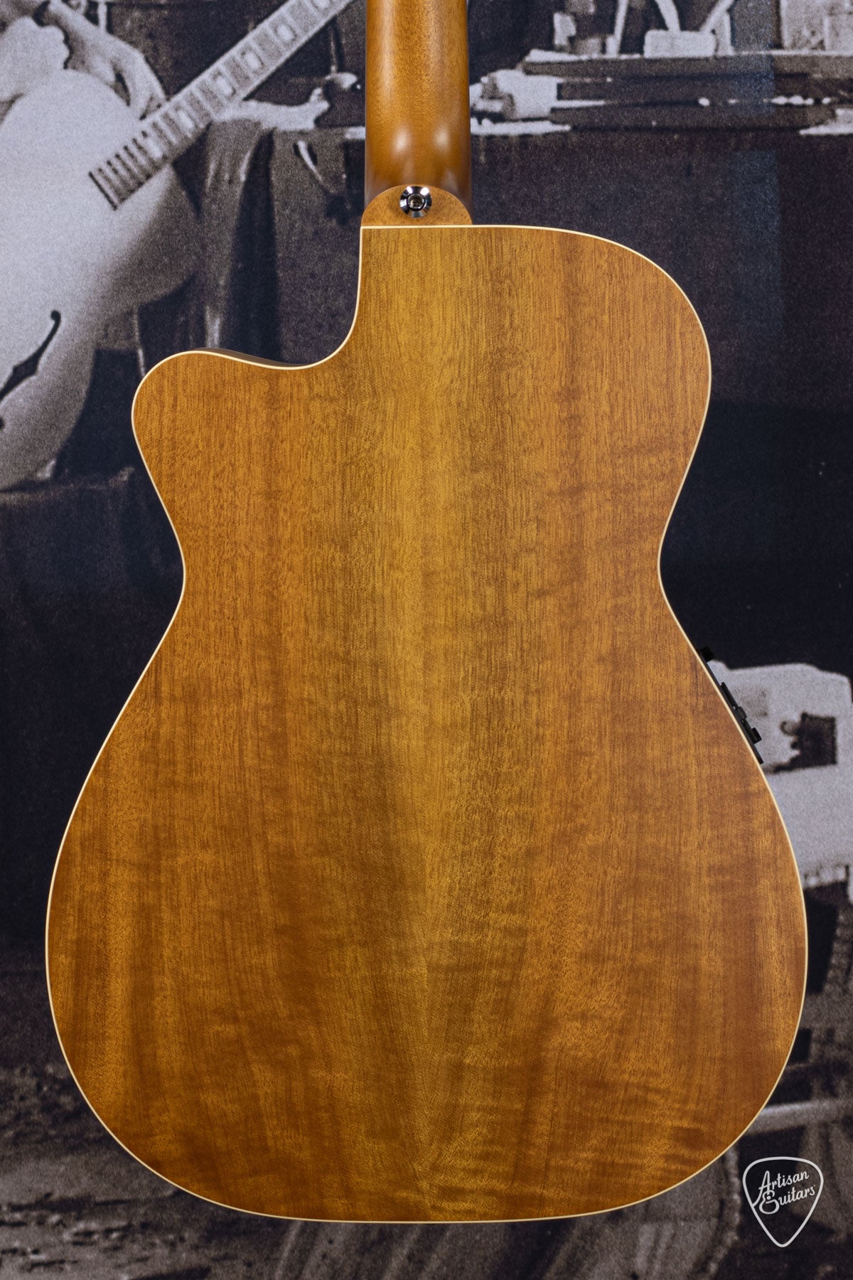Maton Guitars EBG-808-TEC Tommy Emmanuel Cutaway - 16240
