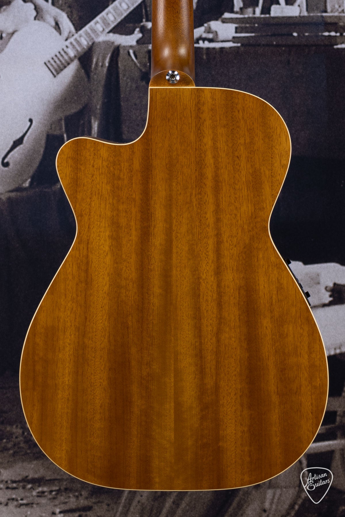 Maton Guitars EBG-808-TEC Tommy Emmanuel Cutaway - 16241