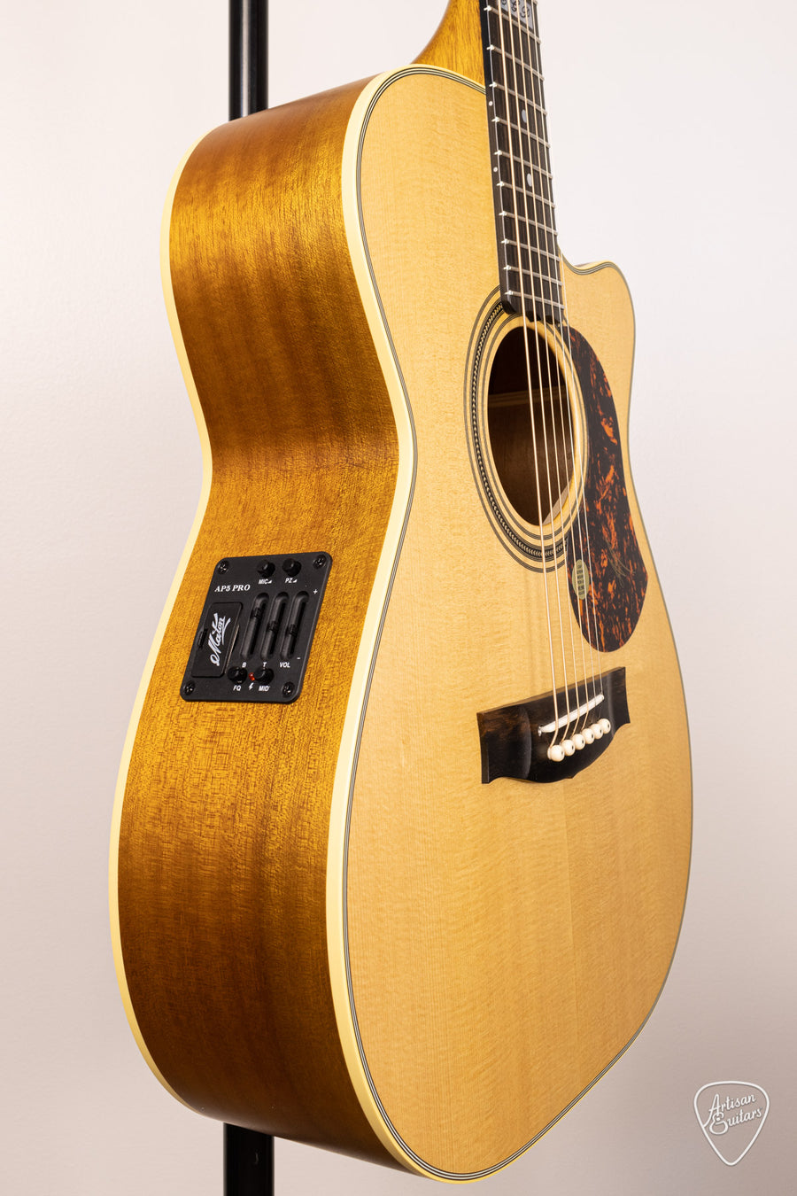 Maton Guitars EBG-808-TEC Tommy Emmanuel Cutaway - 16502