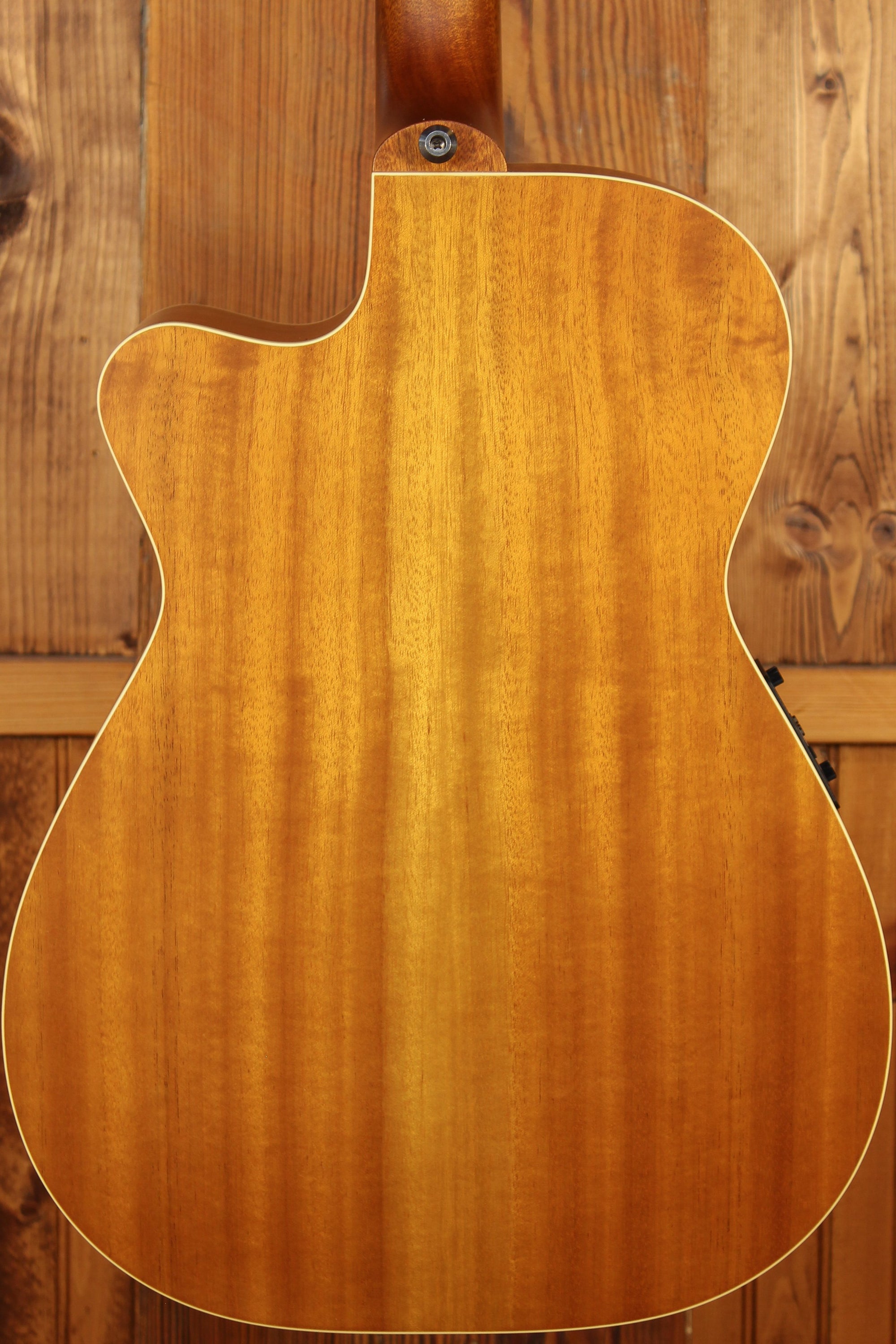 Maton EBG 808C TE Tommy Emmanuel Signature Guitar Cutaway - Artisan Guitars