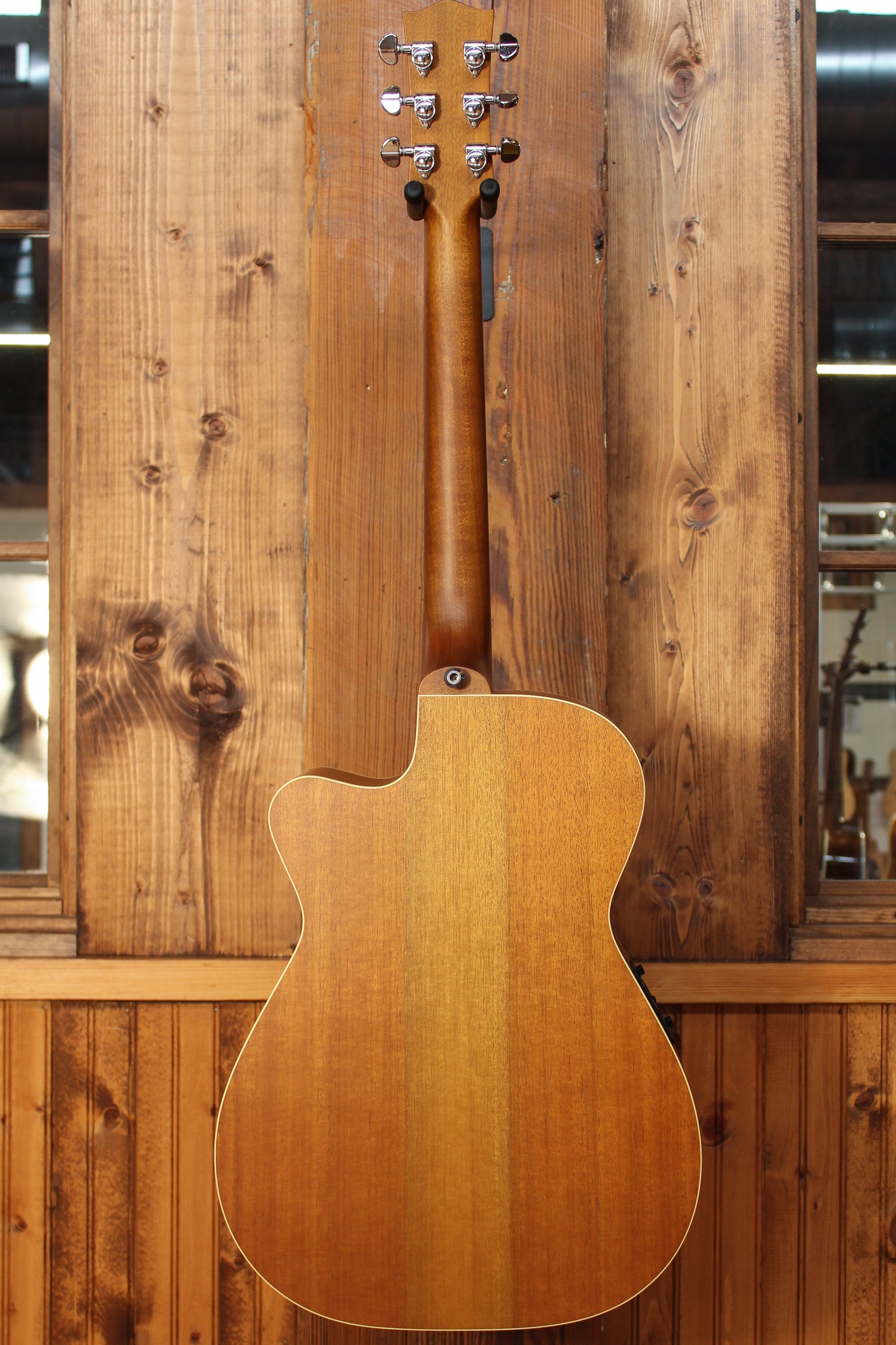 Maton Guitars EBG 808C Tommy Emmanuel - 14165 - Artisan Guitars