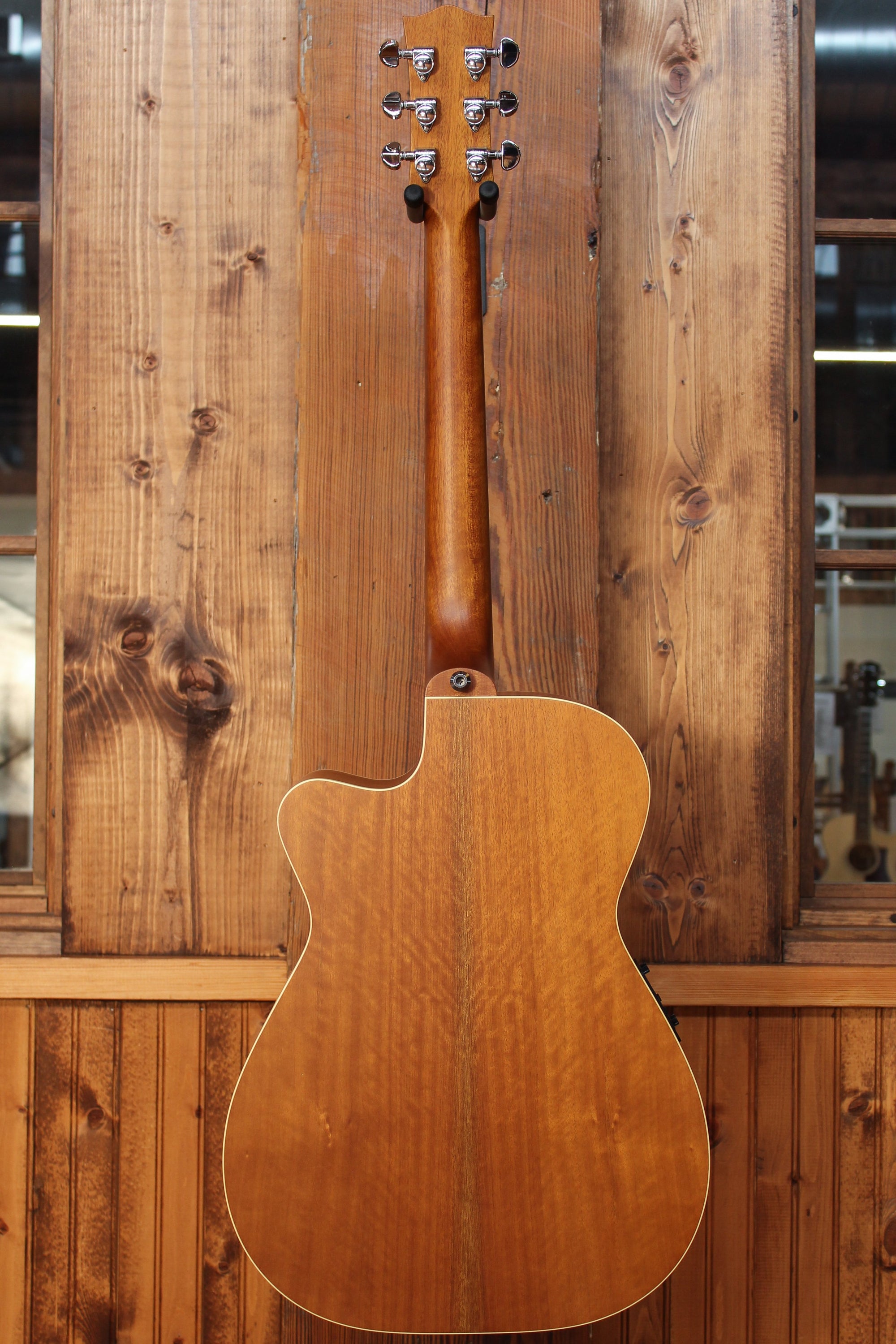 Maton Guitars EBG 808C Tommy Emmanuel - 14163 - Artisan Guitars