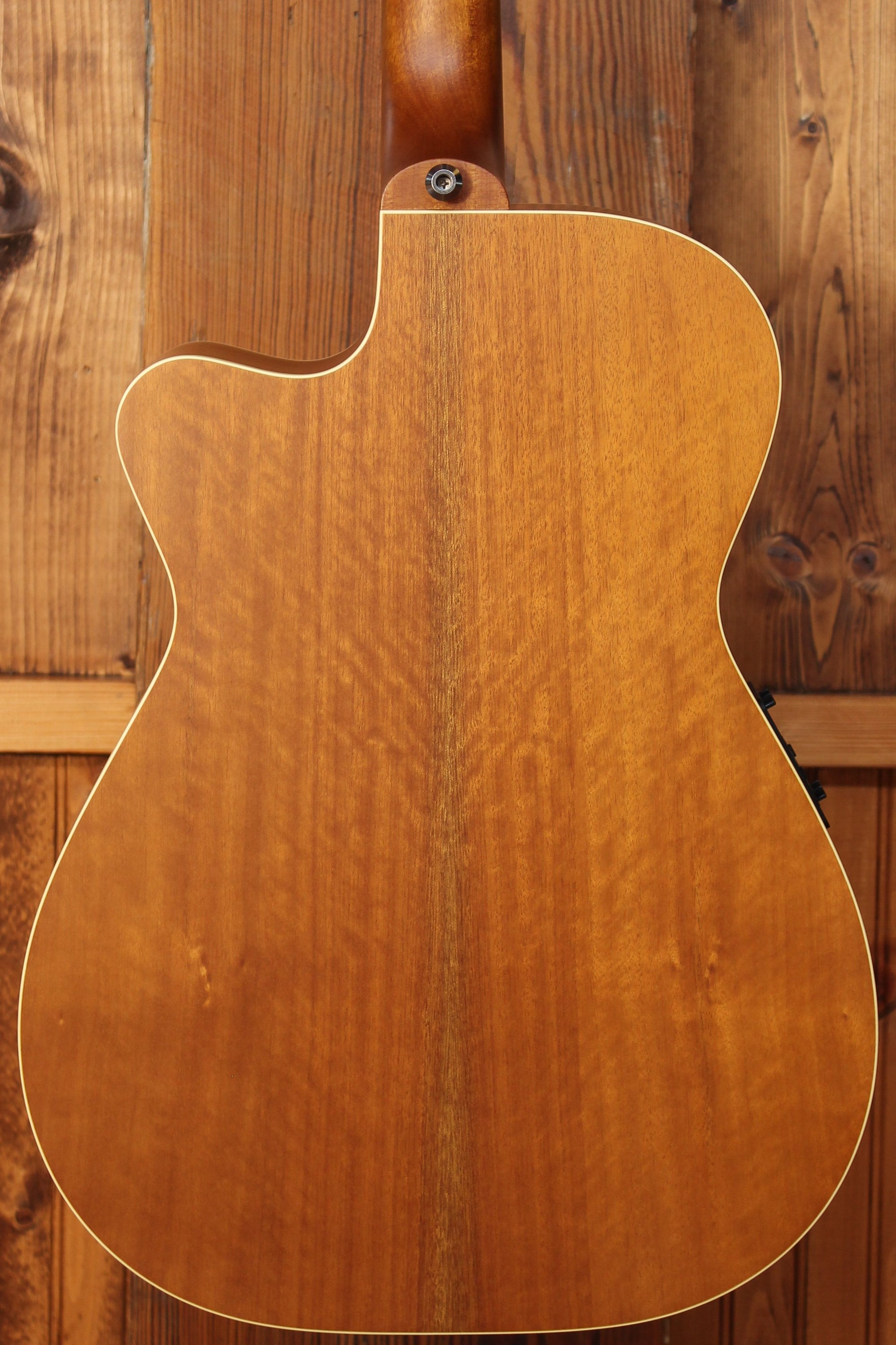 Maton Guitars EBG 808C Tommy Emmanuel - 14163 - Artisan Guitars