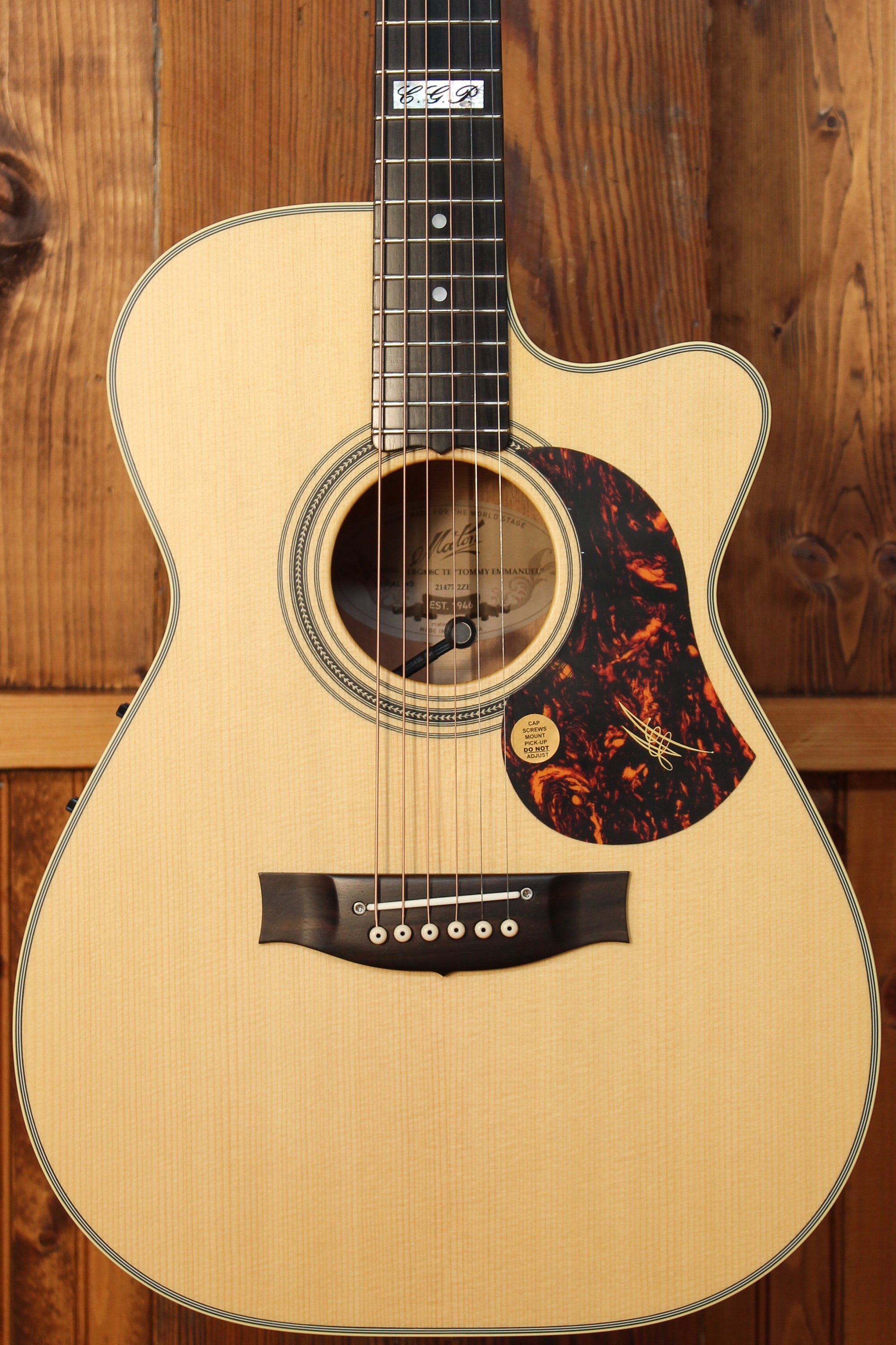 Maton Guitars EBG 808C Tommy Emmanuel - 14163 - Artisan Guitars