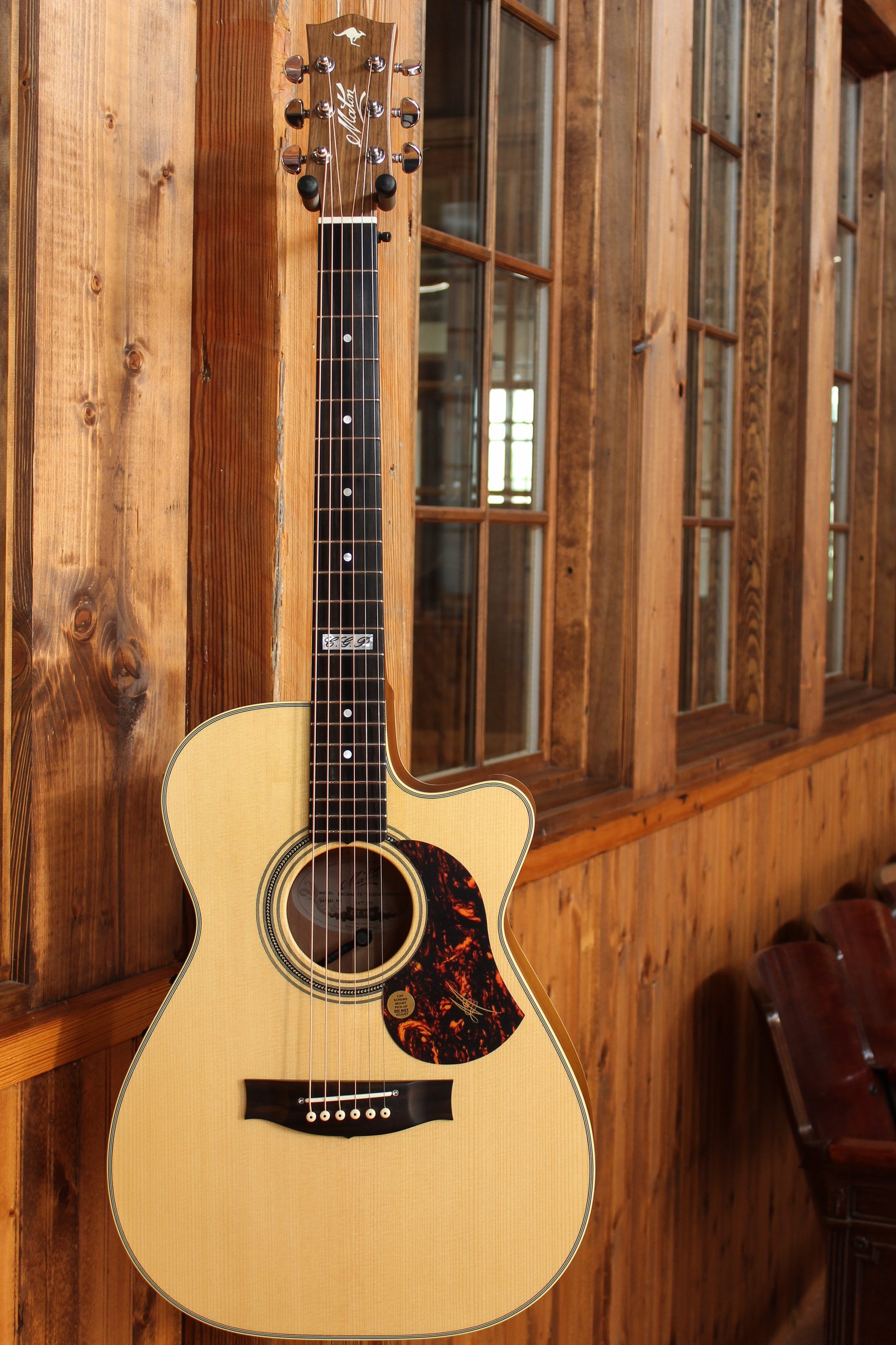 Maton Guitars EBG 808C Tommy Emmanuel - 14163 - Artisan Guitars