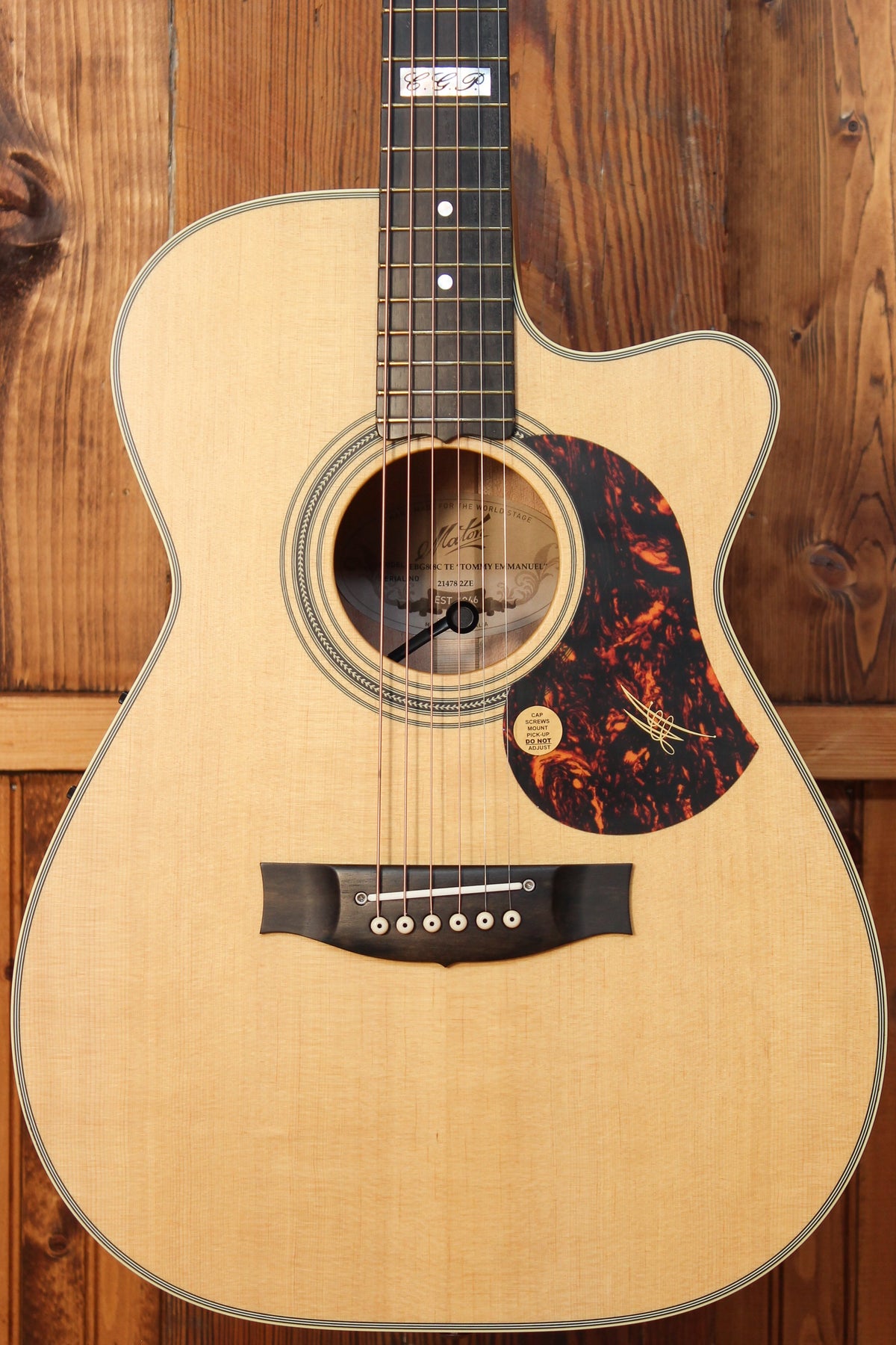 Maton EBG 808C TE Tommy Emmanuel Signature Guitar Cutaway - Artisan Guitars