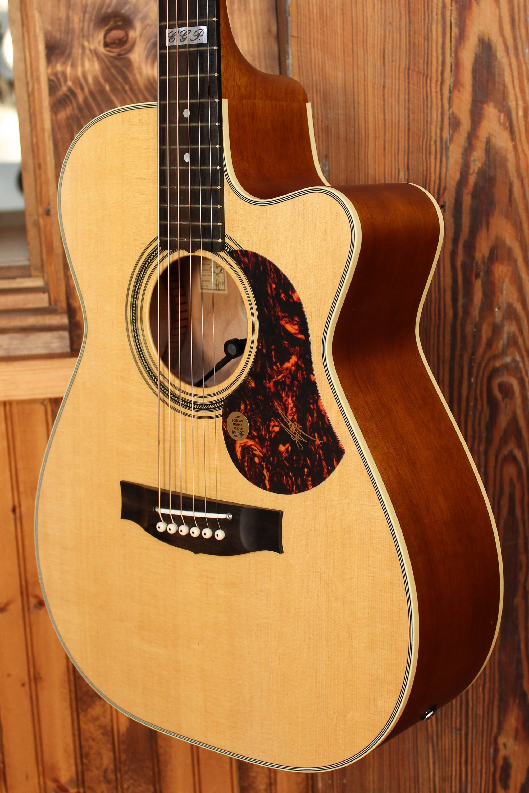 Maton EBG 808C TE Tommy Emmanuel Signature Guitar Cutaway - Artisan Guitars