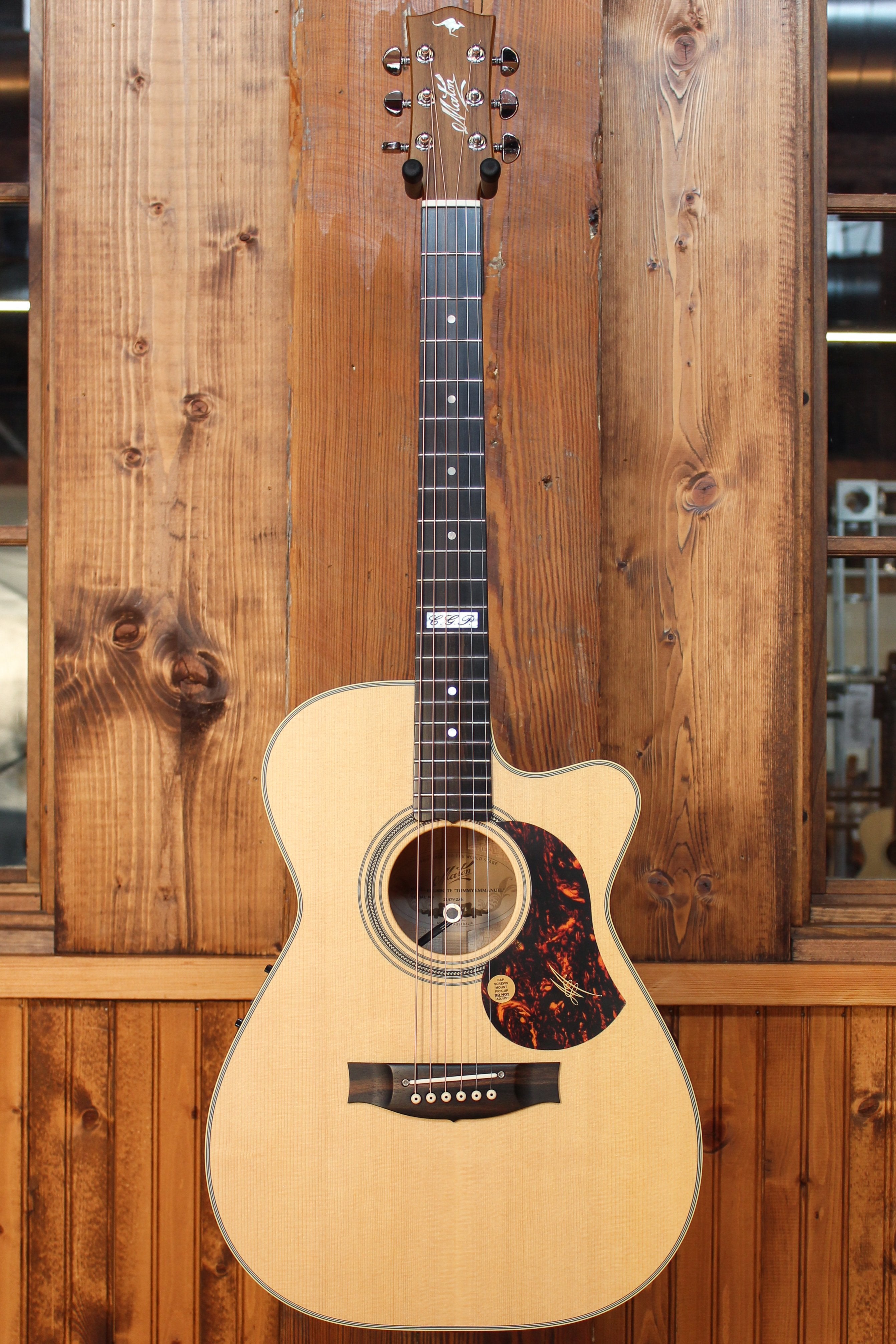 Maton Guitars EBG 808C Tommy Emmanuel - 14161 - Artisan Guitars