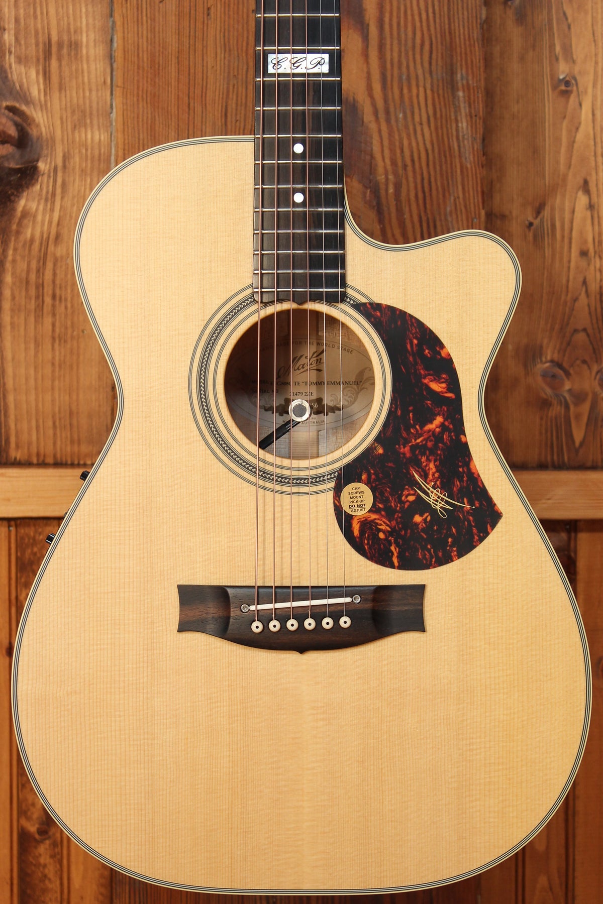 Maton Guitars EBG 808C Tommy Emmanuel - 14161 - Artisan Guitars