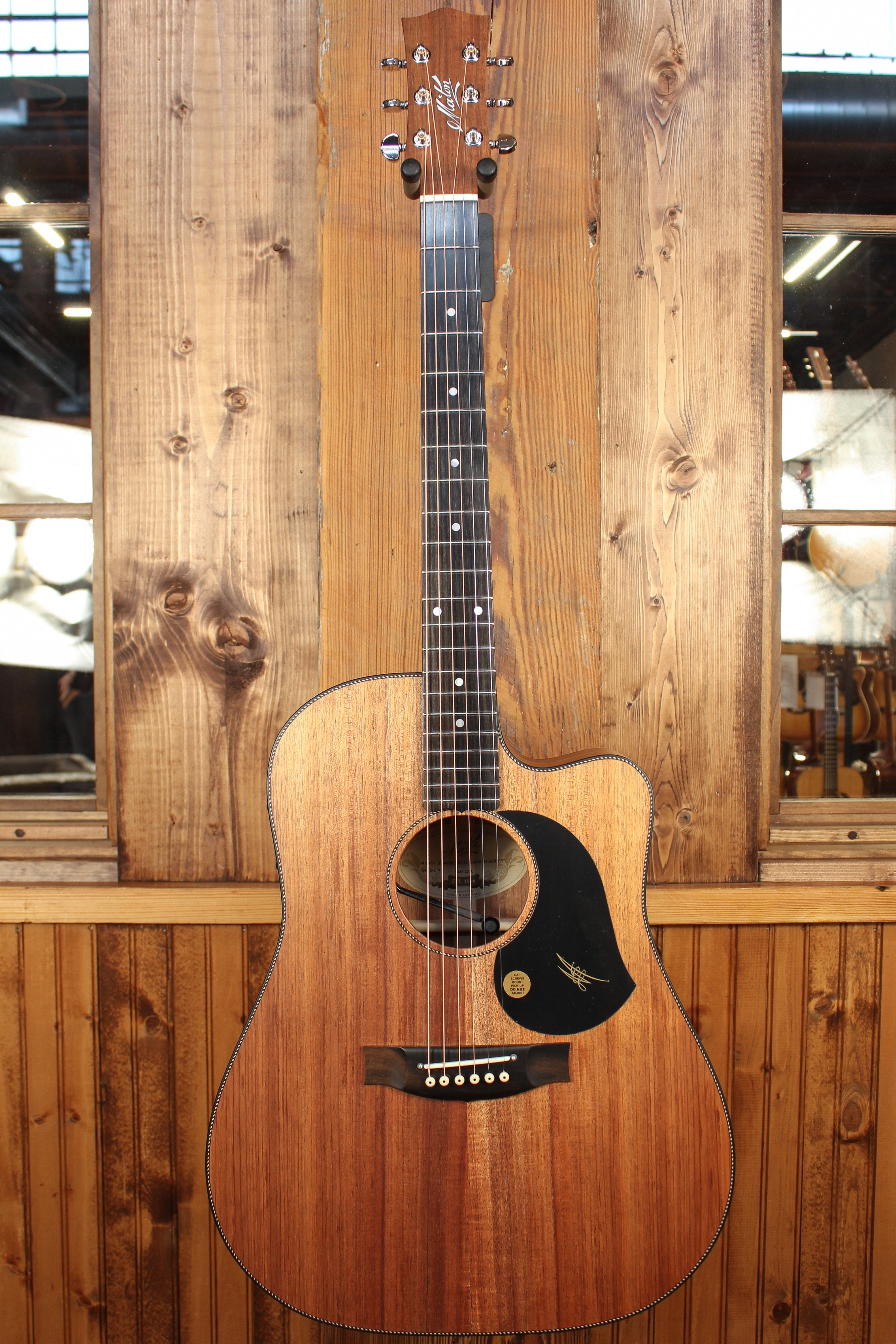 Maton EBW70C Blackwood Dreadnought w/ AP5 Pro - Artisan Guitars