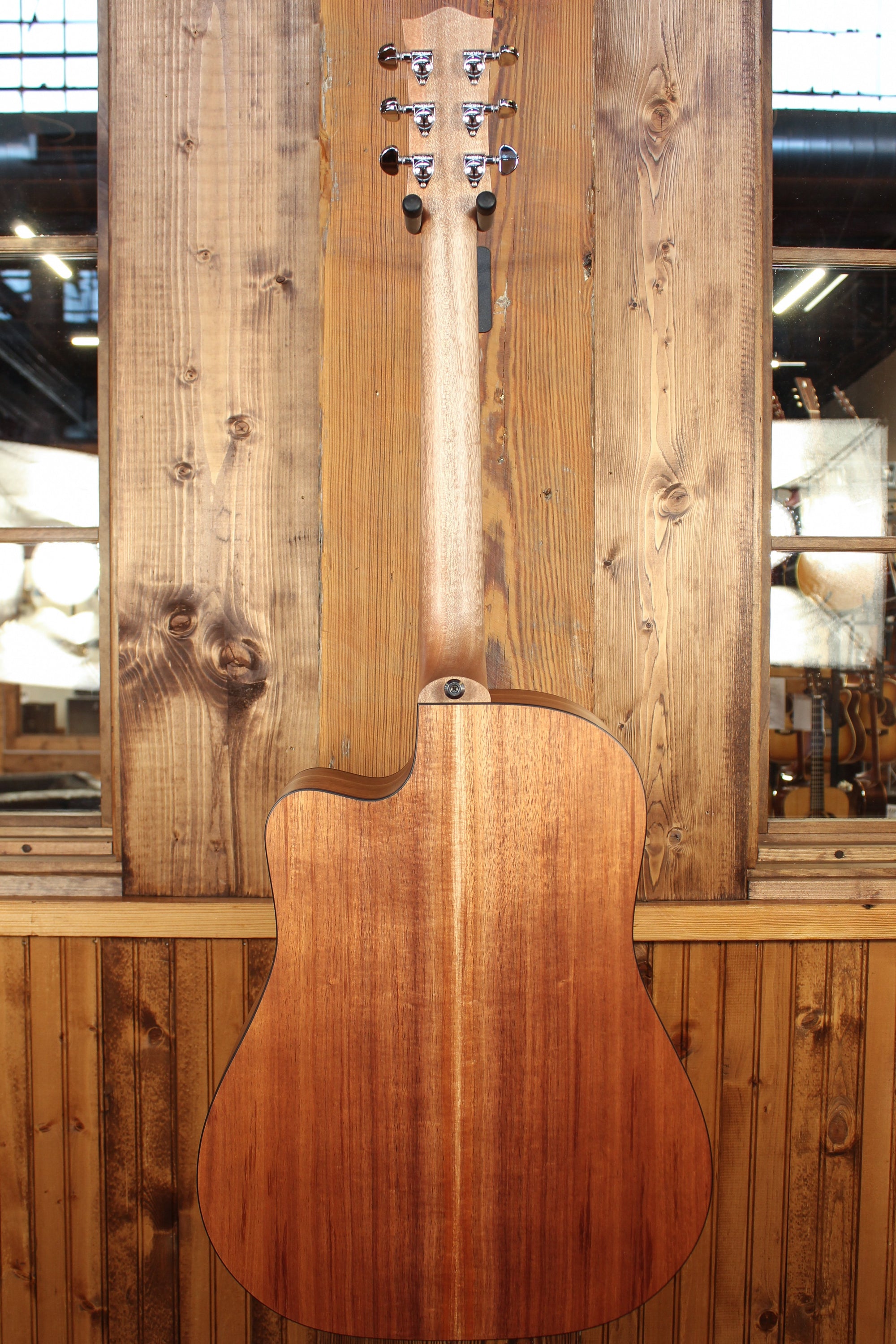 Maton EBW70C Blackwood Dreadnought w/ AP5 Pro - Artisan Guitars