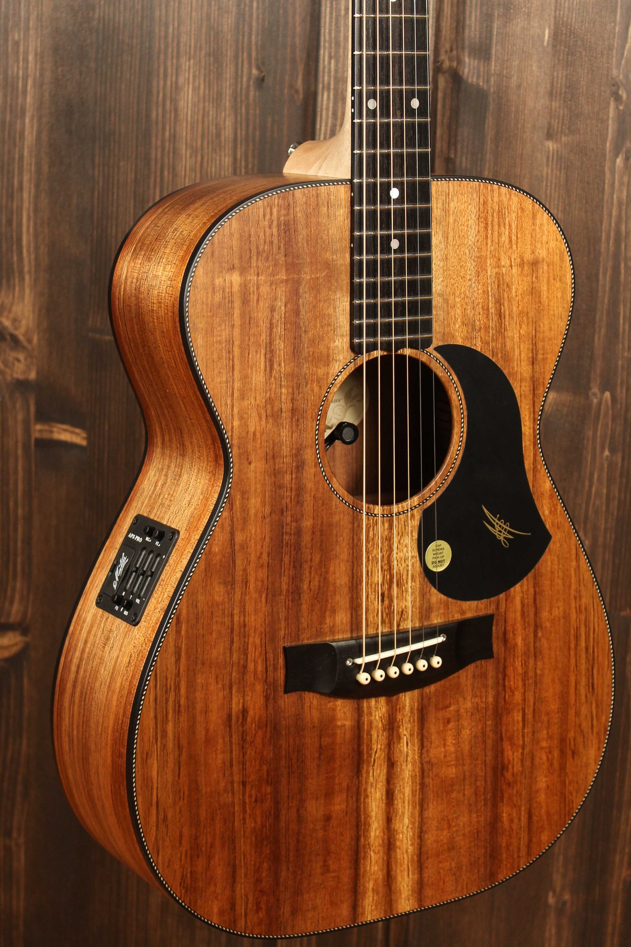 Maton Guitars EBW808 Blackwood 808 - 14284 - Artisan Guitars