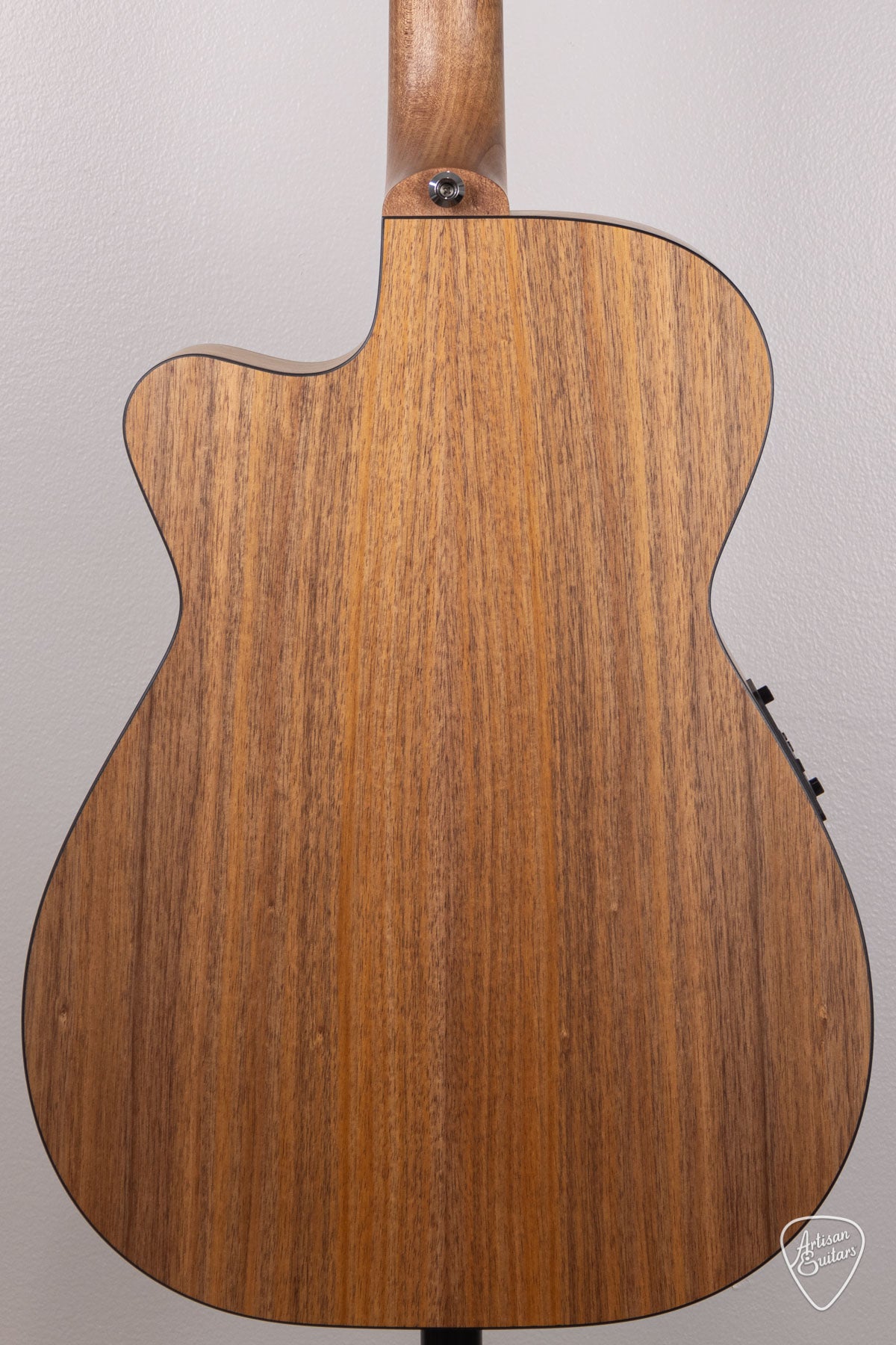 Maton Guitars All-Blackwood EBW-808C Cutaway - 16487