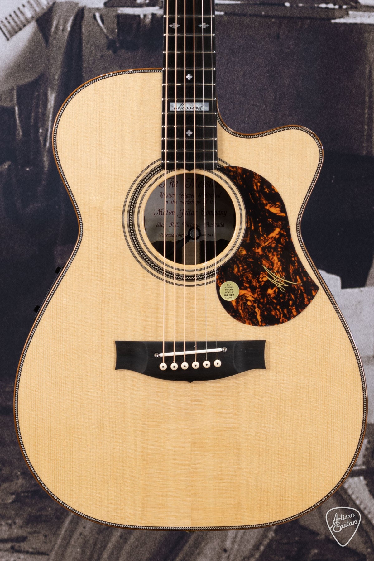 Maton Guitars EM100C-808 Messiah Cutaway - 16247