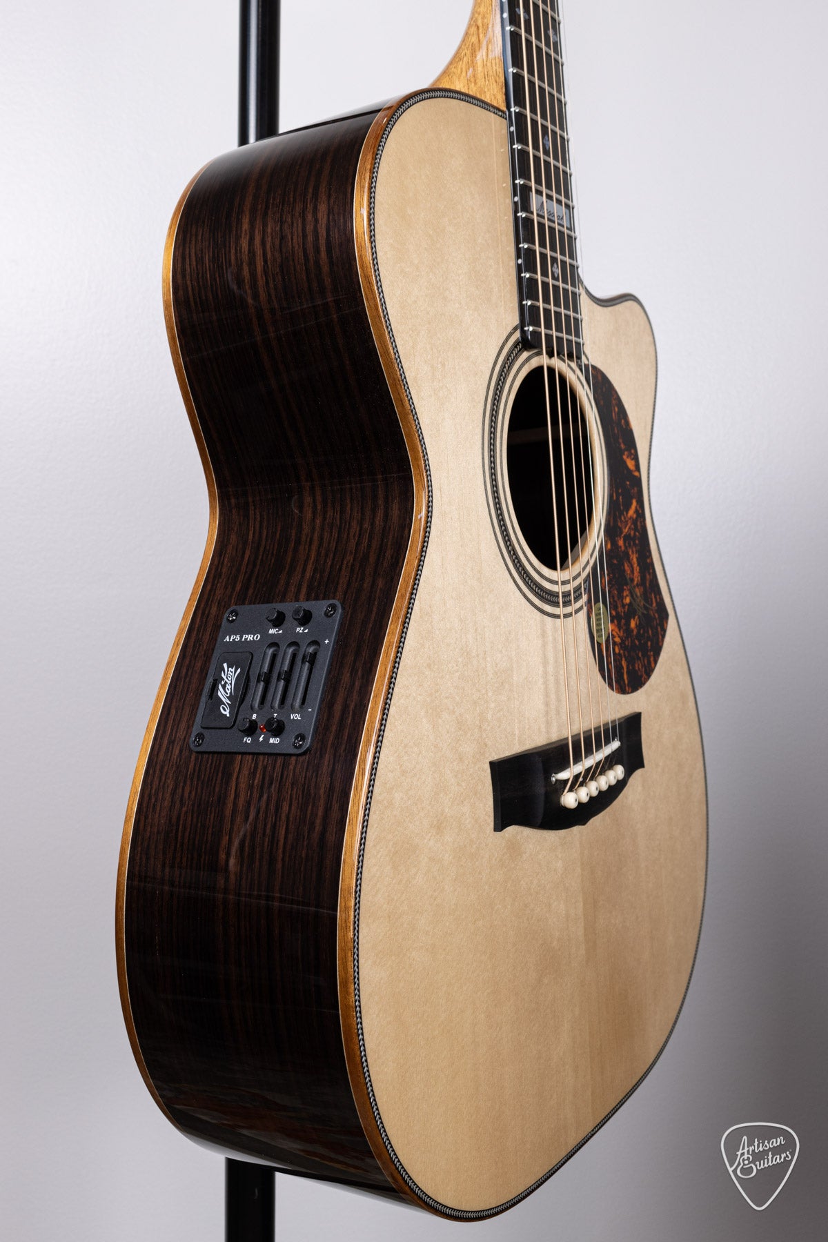 Maton Guitars EM100C-808 Messiah Cutaway - 16510