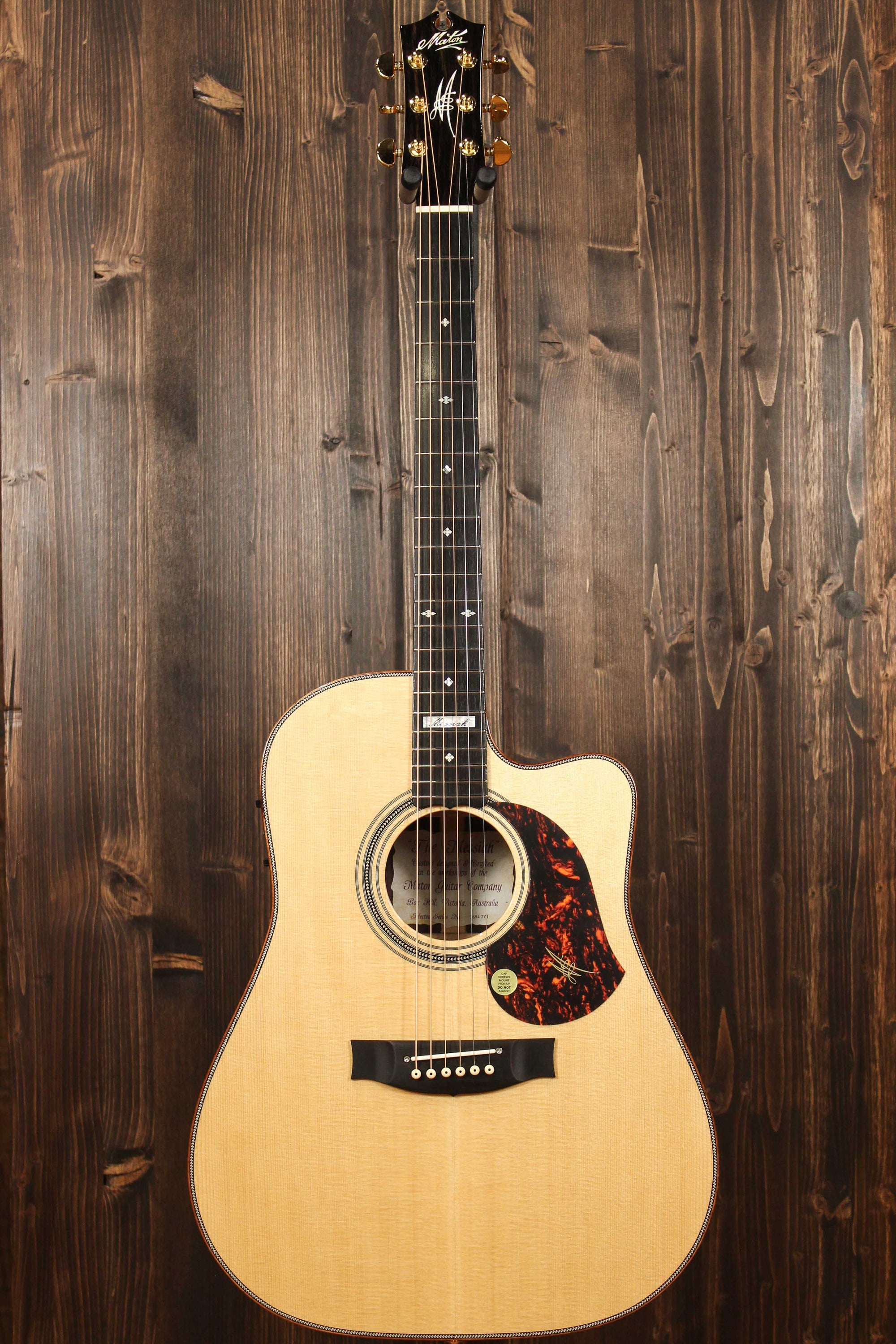 Maton Guitars EM100C Messiah - 14323 | Artisan Guitars