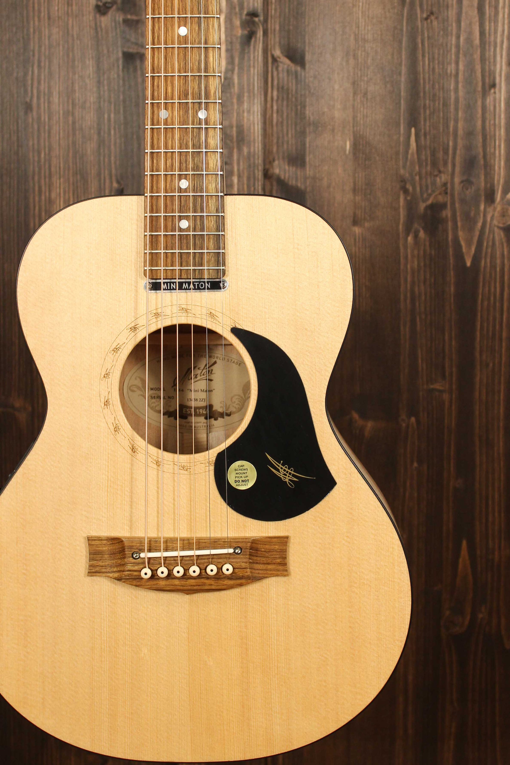 Maton Guitars EM6 Mini - 14328 - Artisan Guitars