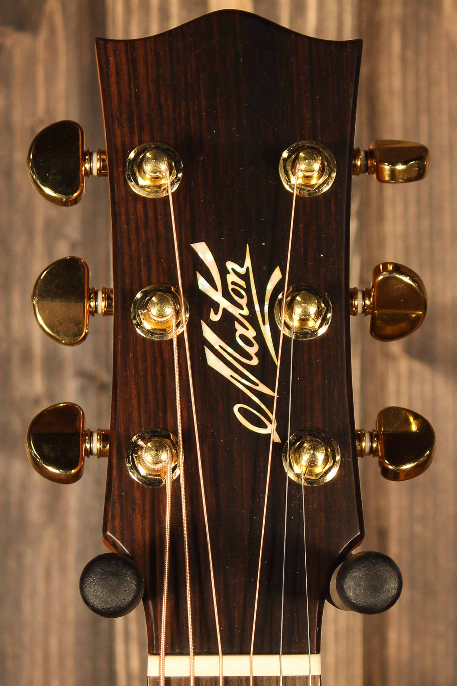 Maton Guitars ER90C Dreadnought Floor Model - 14485 - Artisan Guitars
