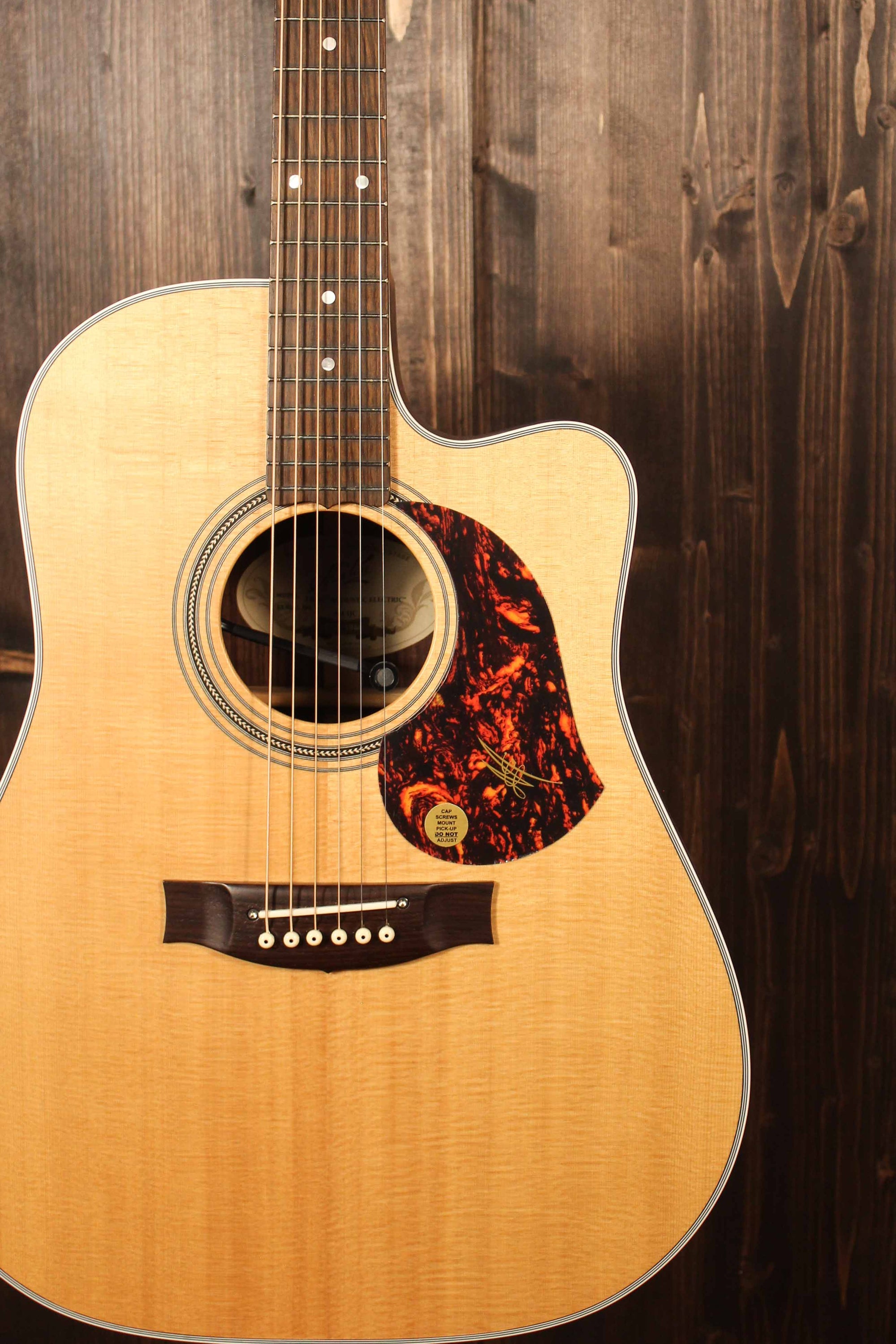 Maton Guitars ER90C Dreadnought Floor Model - 14485 - Artisan Guitars