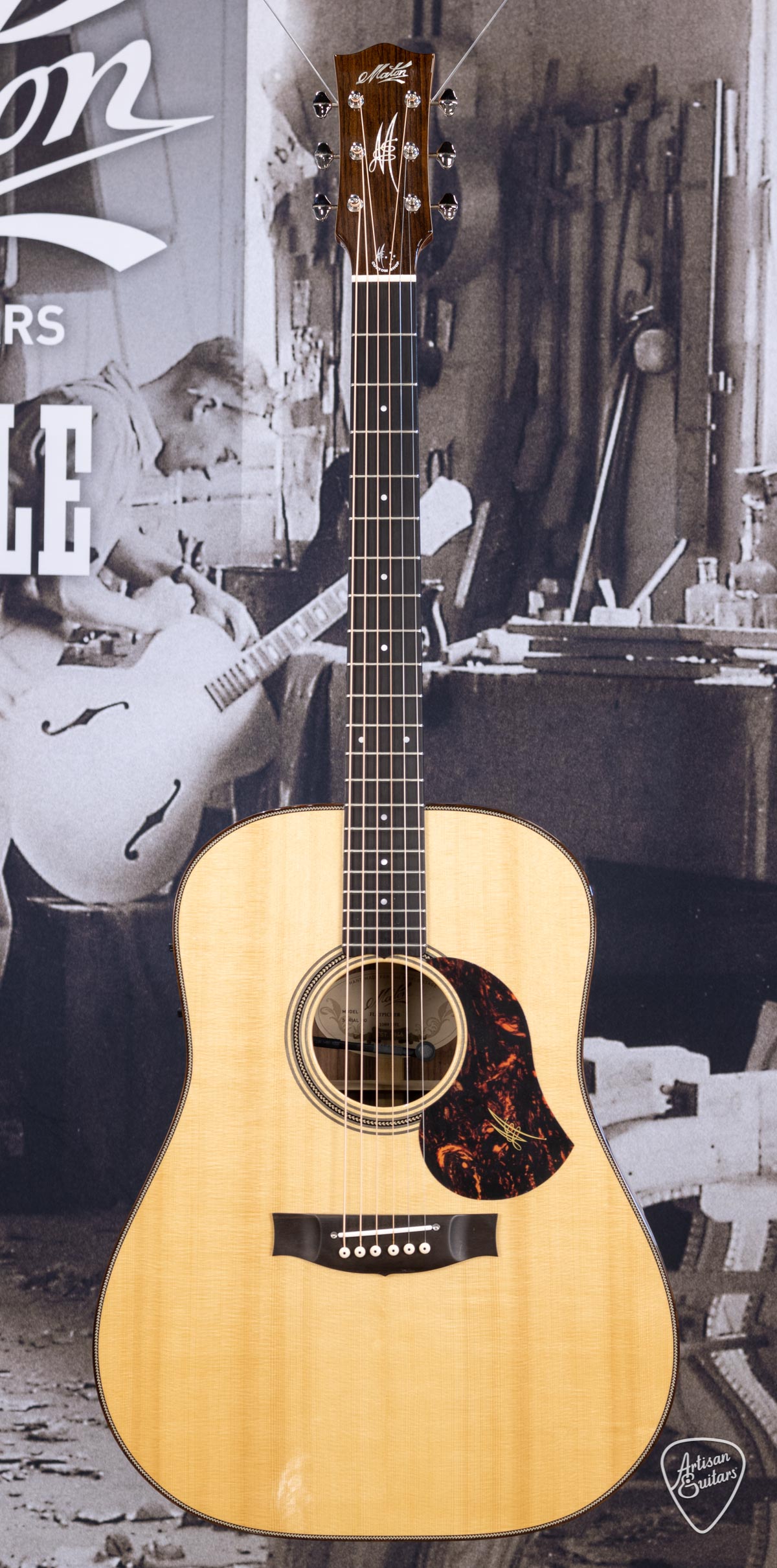 Maton Guitars Custom Shop Flatpicker - 13582