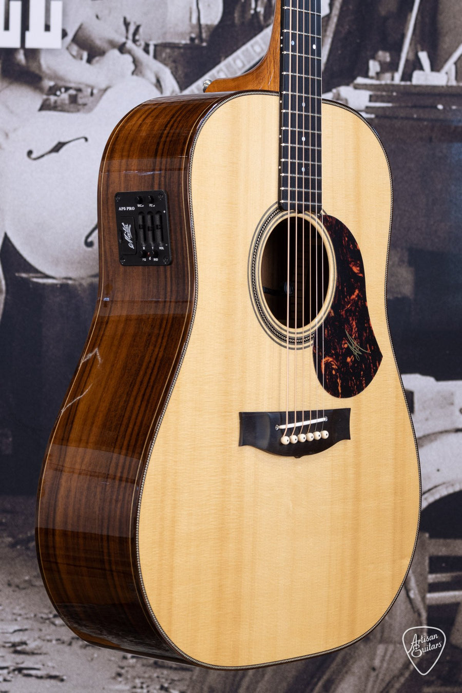 Maton Guitars Custom Shop Flatpicker - 13582