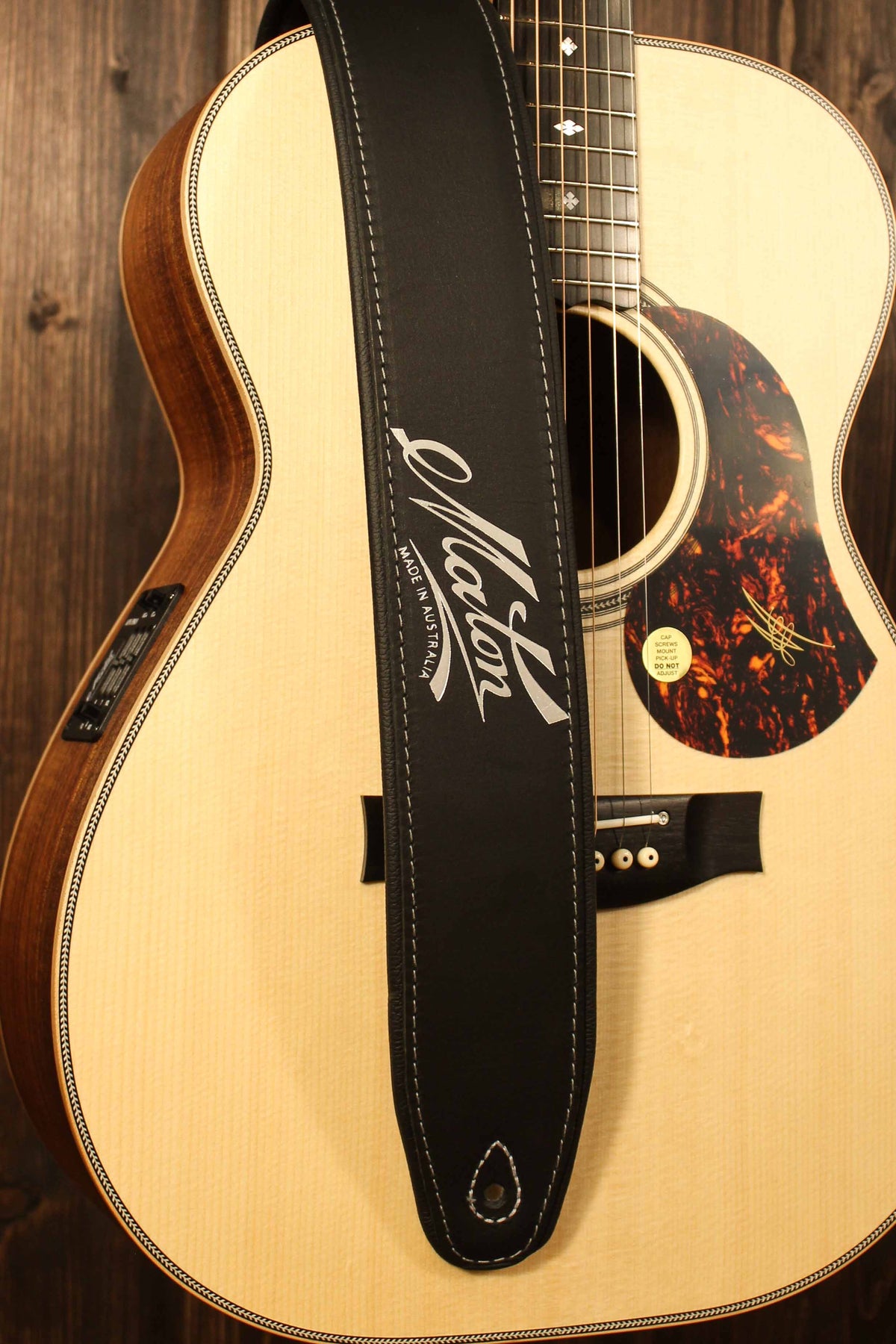 Maton Guitars Deluxe Padded Guitar Strap - Black - Artisan Guitars