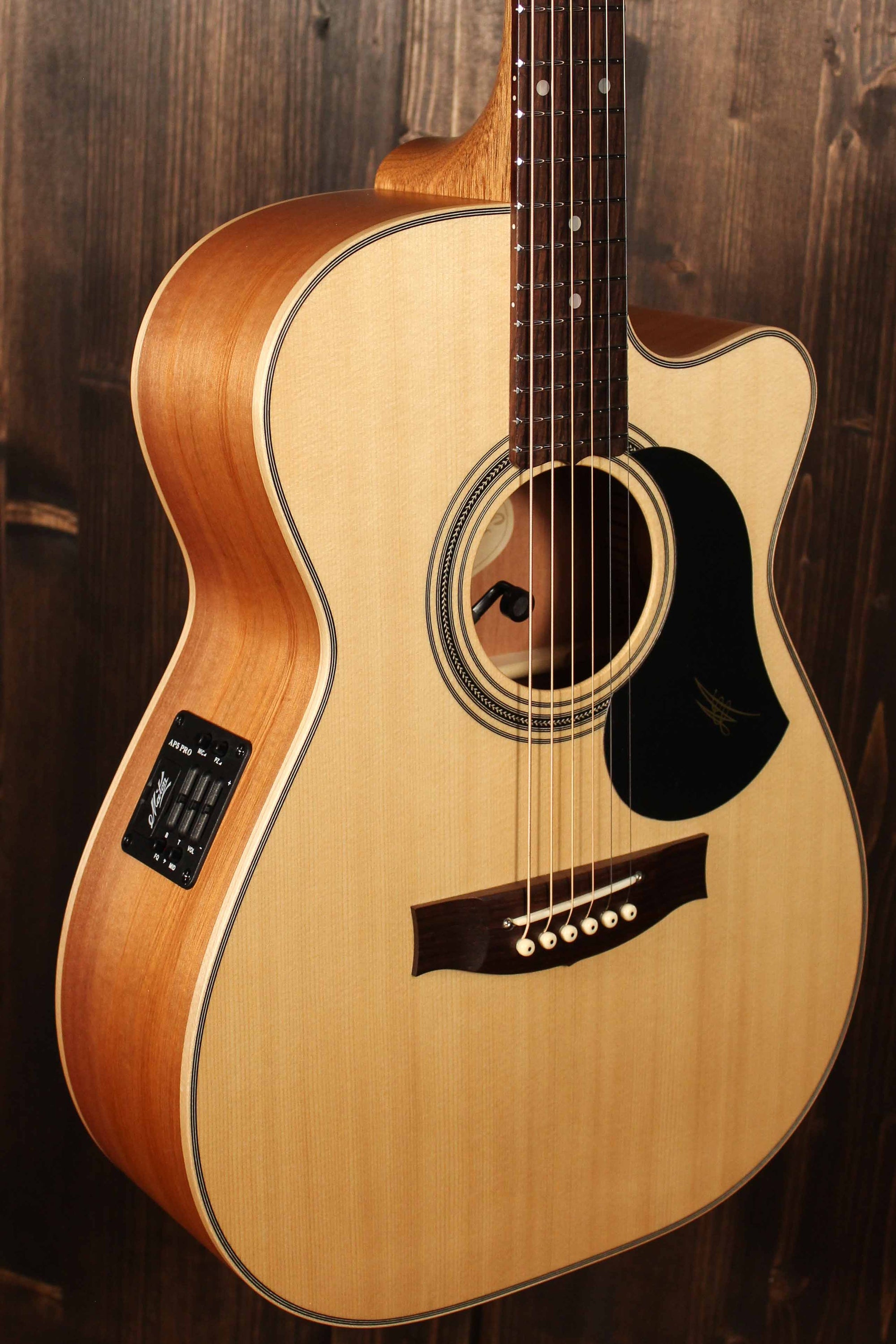 Maton Guitars EBG808C JR Signature - 14365 - Artisan Guitars