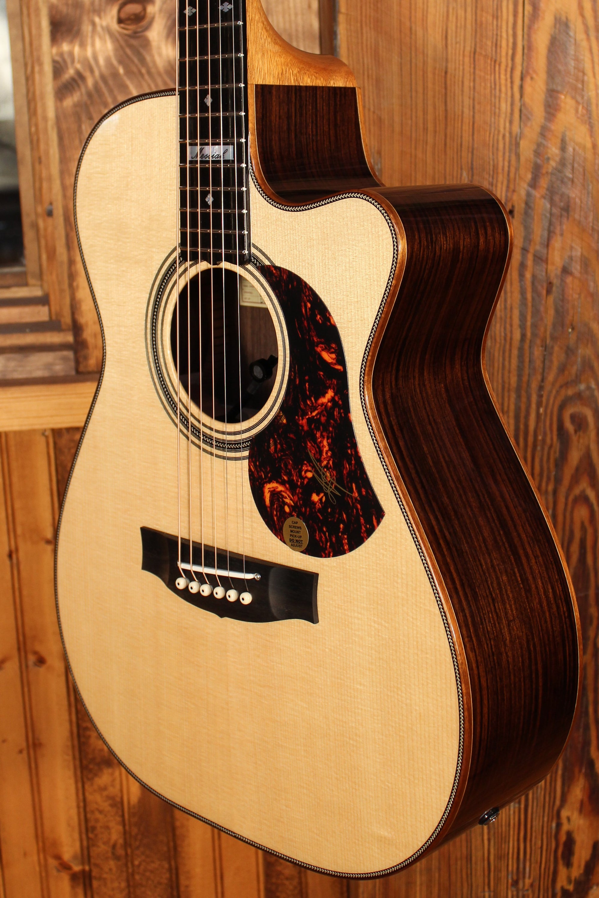 Maton Guitars EM100C 808 Messiah - 14078 - Artisan Guitars